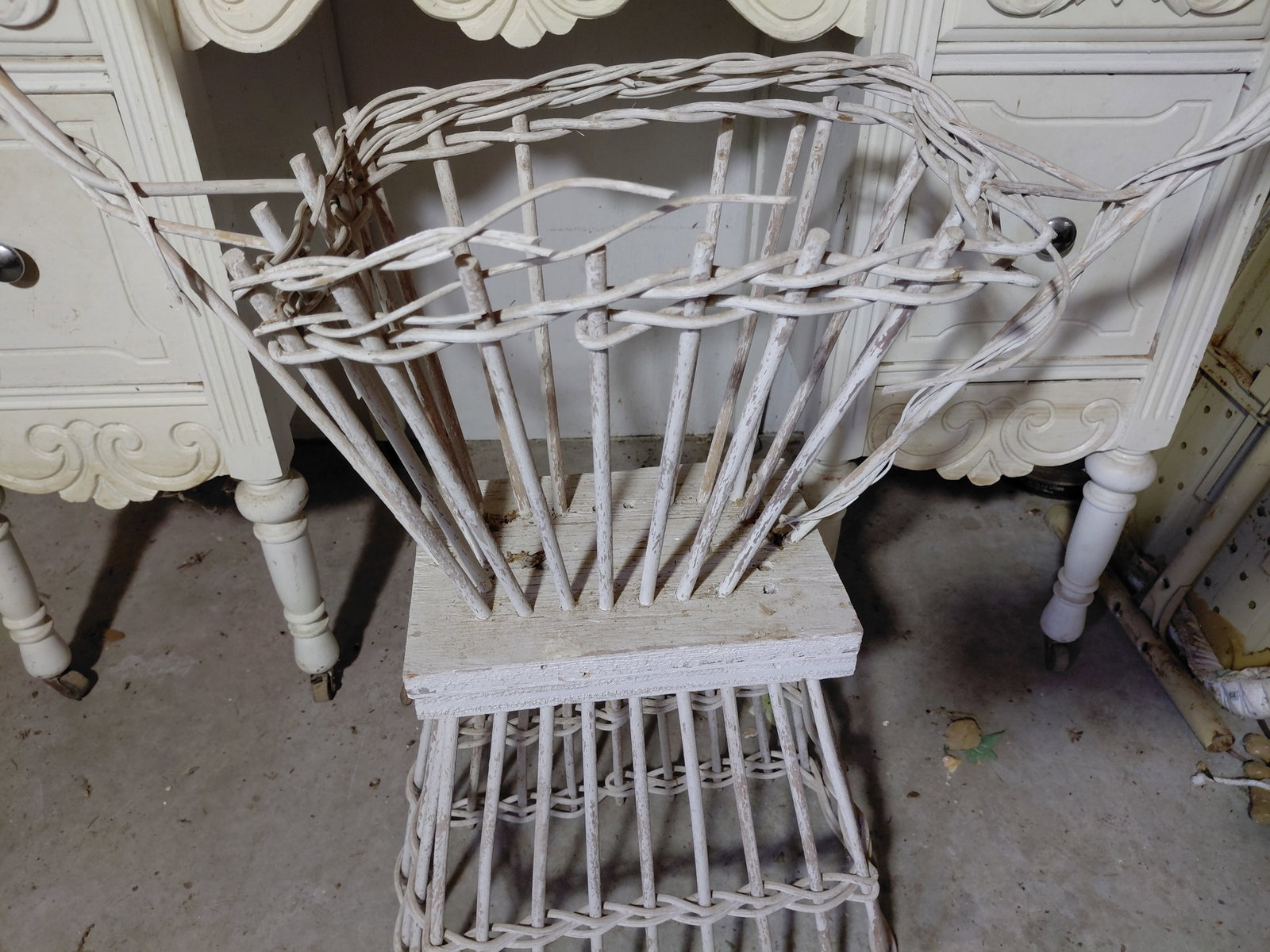 Wicker Plant Stand Basket / Needs some TLC as seen - 4