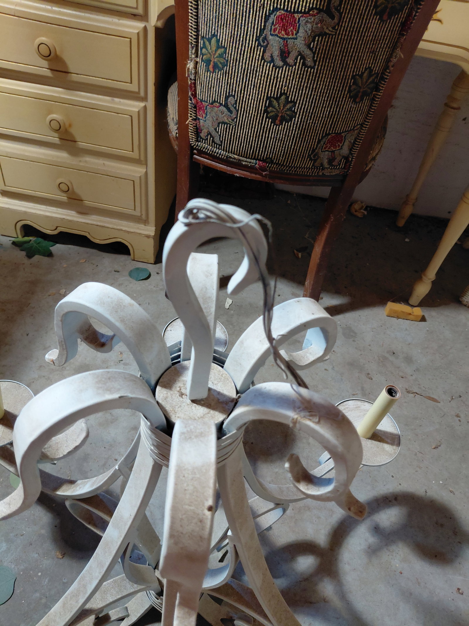 Heavy Iron Chadelier / as seen - 5