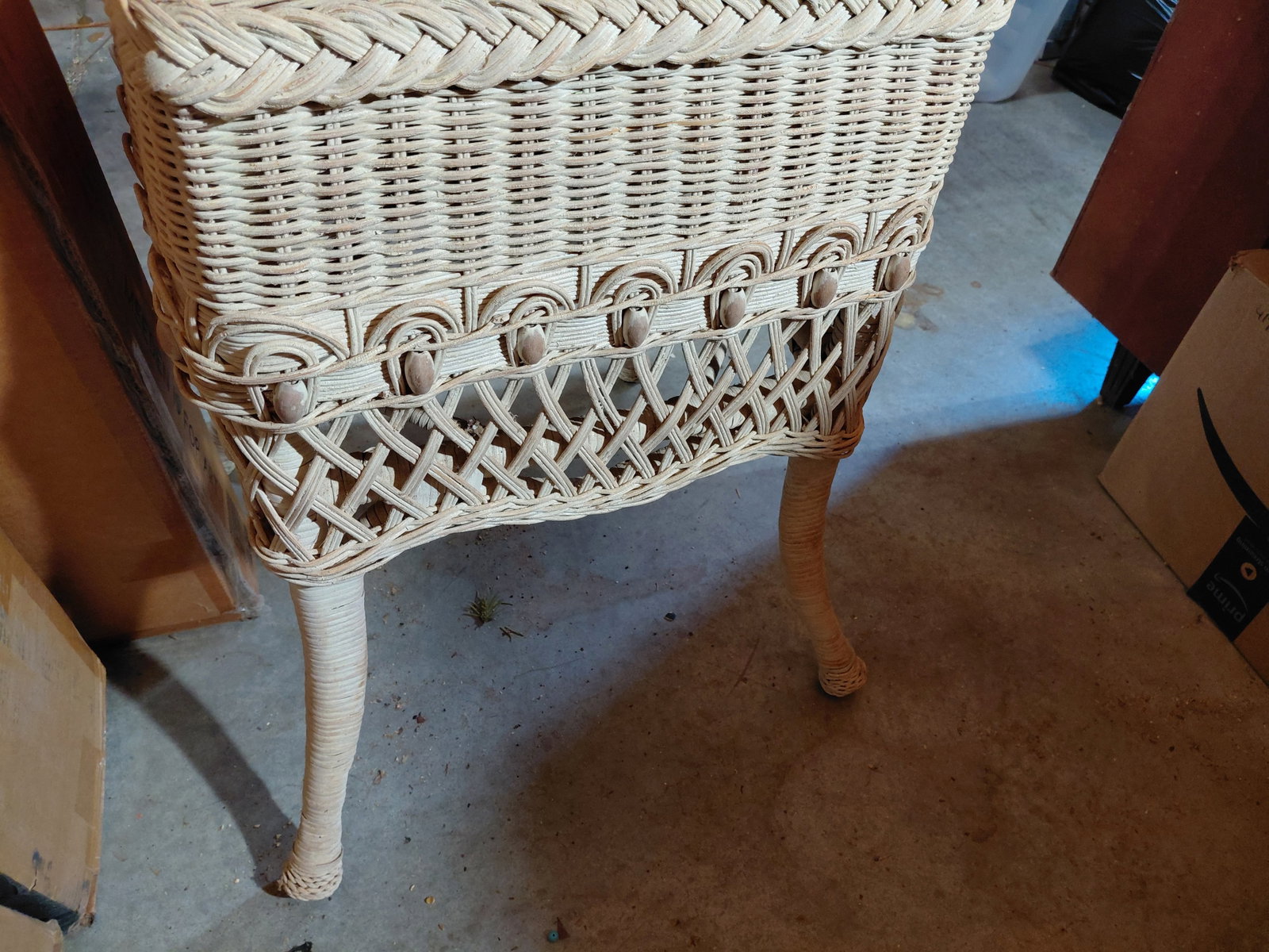 Vintage Wicker Plant Stand / Table - 4