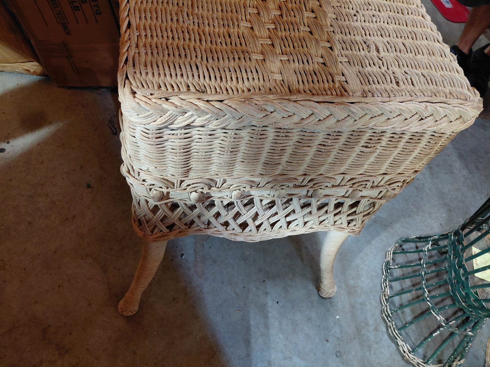 Vintage Wicker Plant Stand / Table - 5