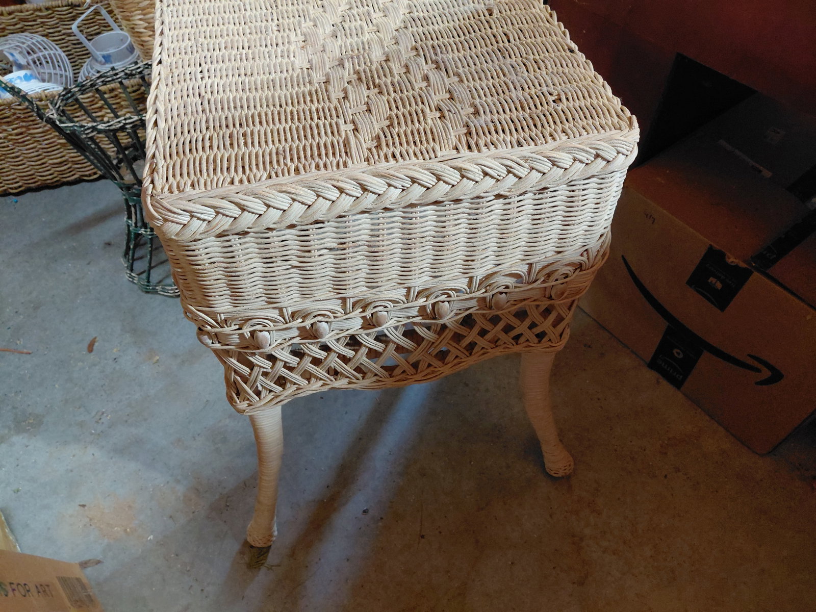 Vintage Wicker Plant Stand / Table - 6