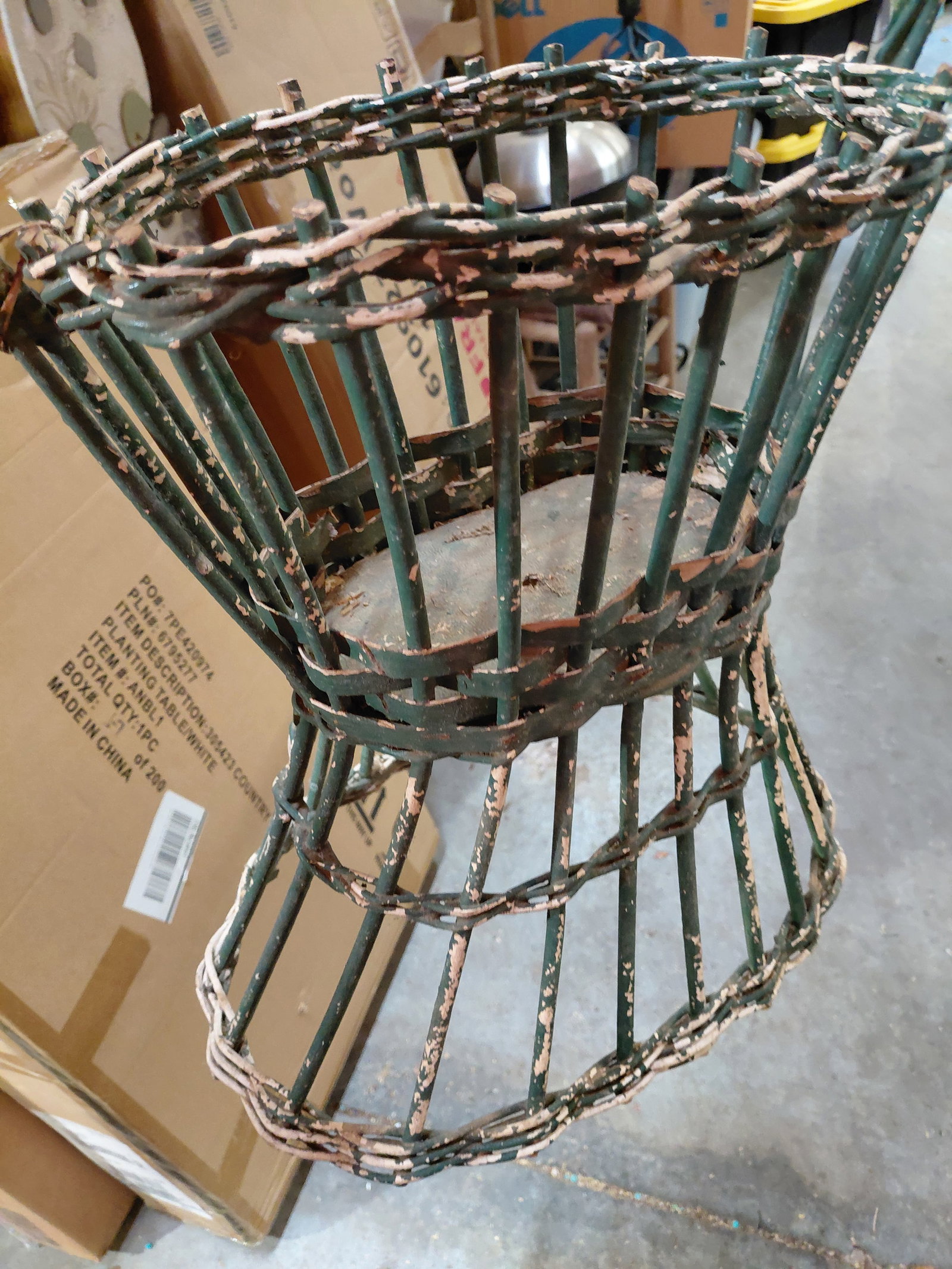 Large Wicker Plant Stand/Basket - 6