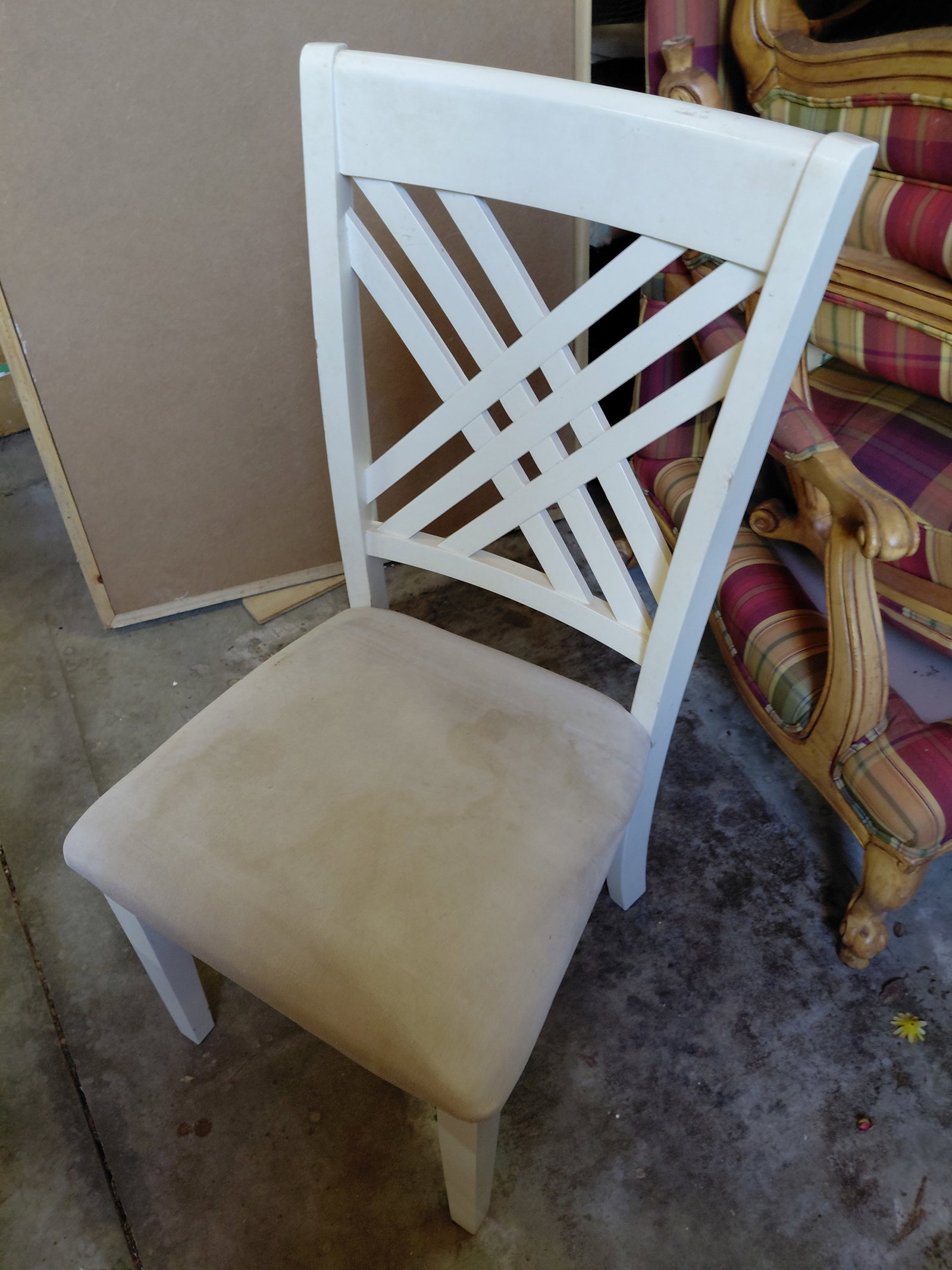 Contemporary Country Farmhouse Table with 5 Chairs / seats need cleaned or recovered - 8
