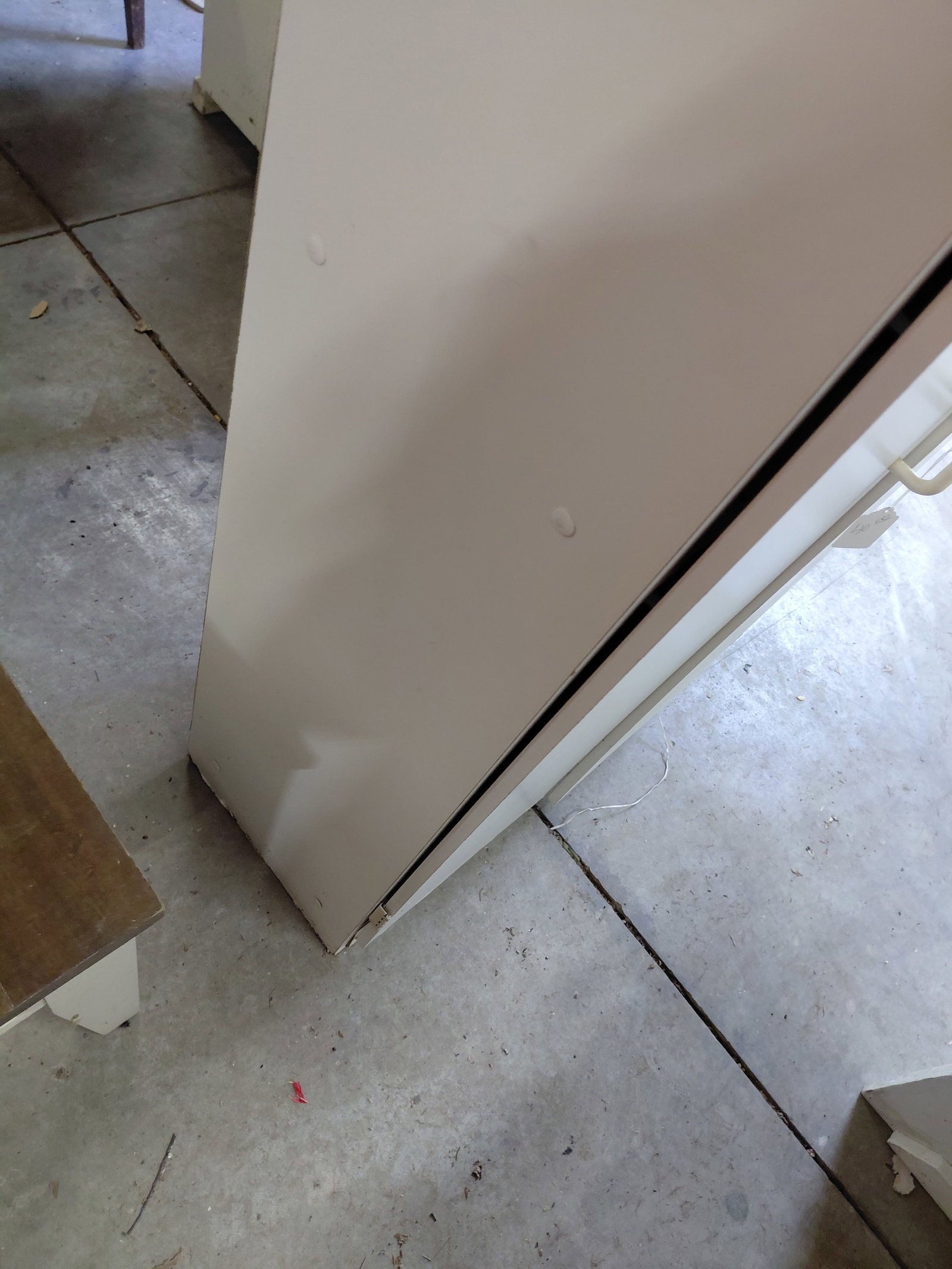 Utility Cabinet / as seen in photos - 6