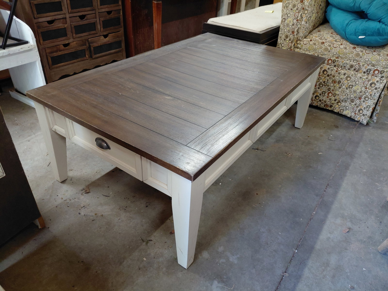 Large Country Farmhouse Coffee Table with Drawers at each end / some wear as seen in photos (1 of 7)