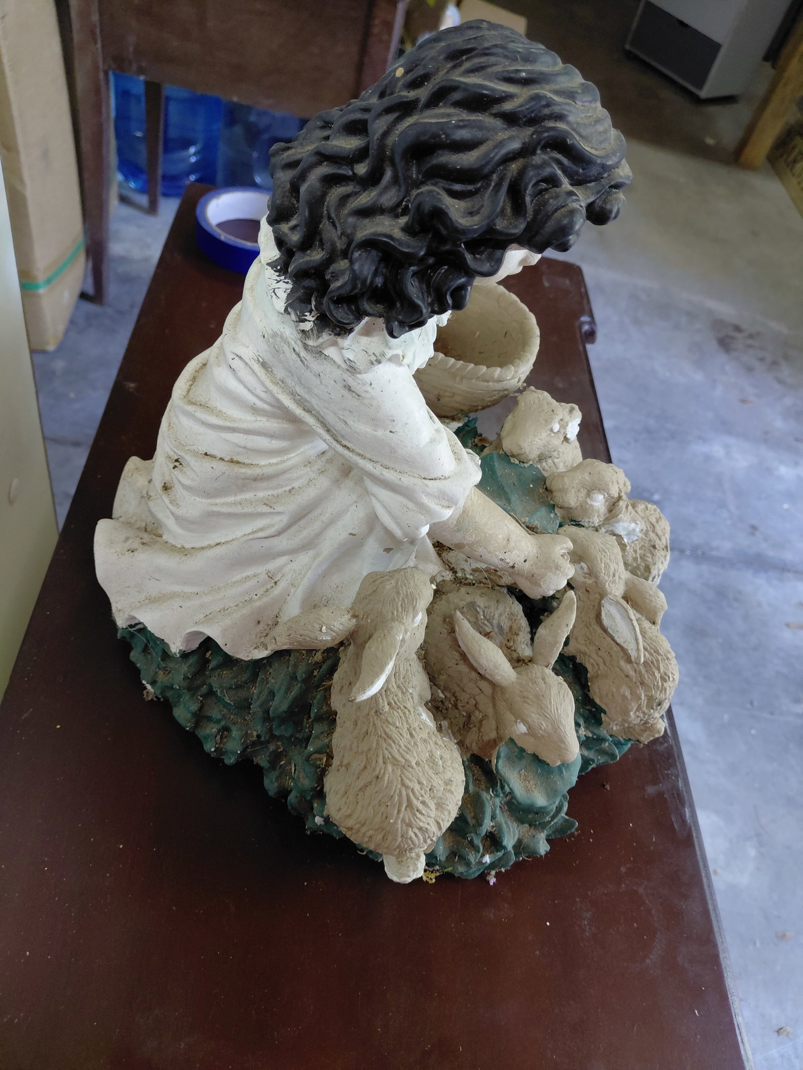 Resin Woman Feeding Bunny Rabbits Statue Ones ear is loose as it is how it was shipped - 5