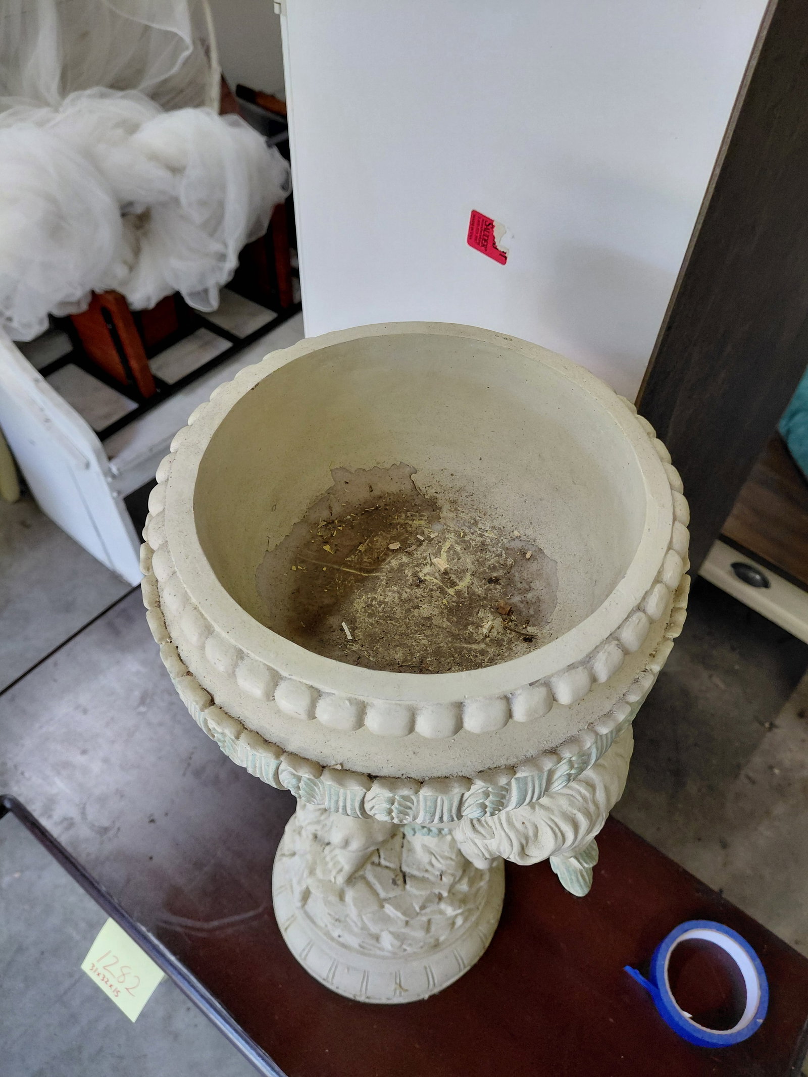 Resin Cherub Pedestal Planter - 3