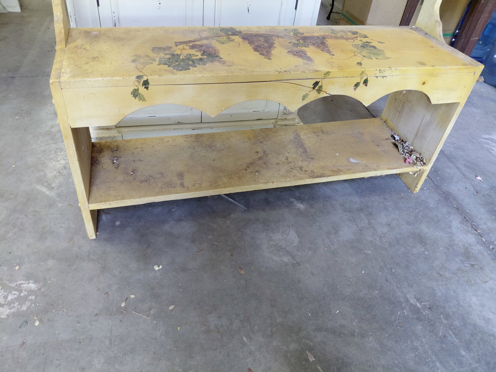 Country Farmhouse Painted Wood Bench / needs a good cleaning - 6