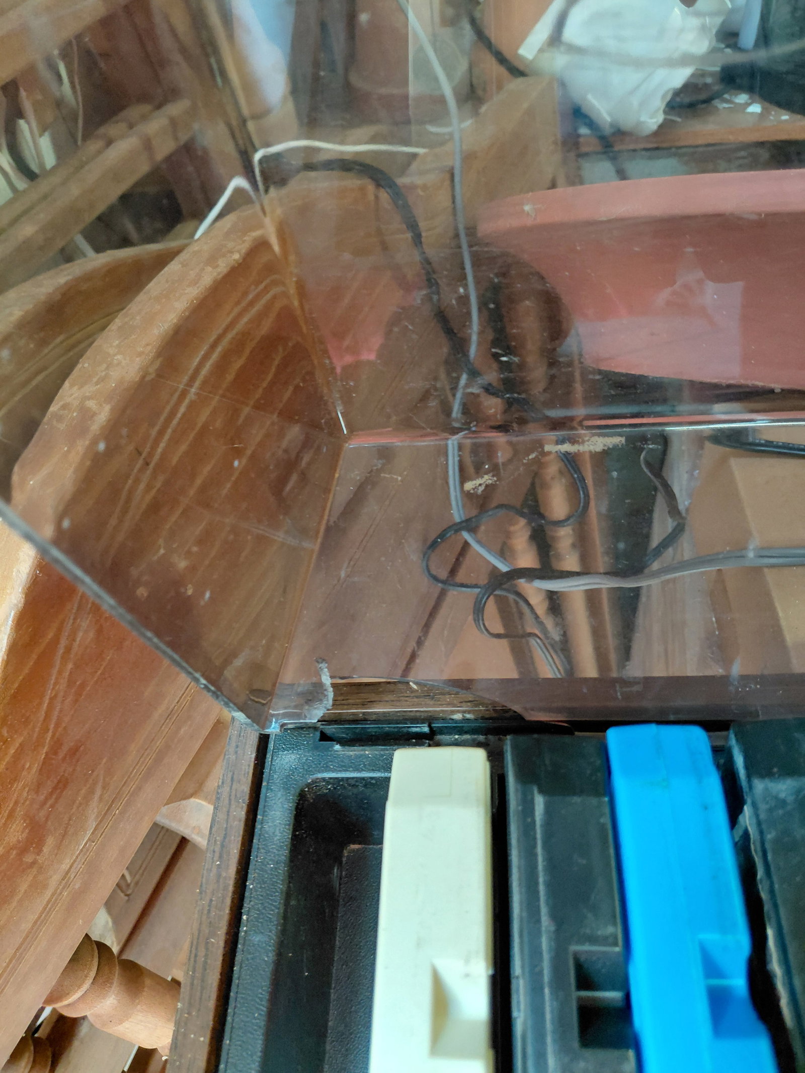 Vintage Sears Solid State AM/FM Stereo 8 Track System / Turns on and turn table turns and 8 track - 8
