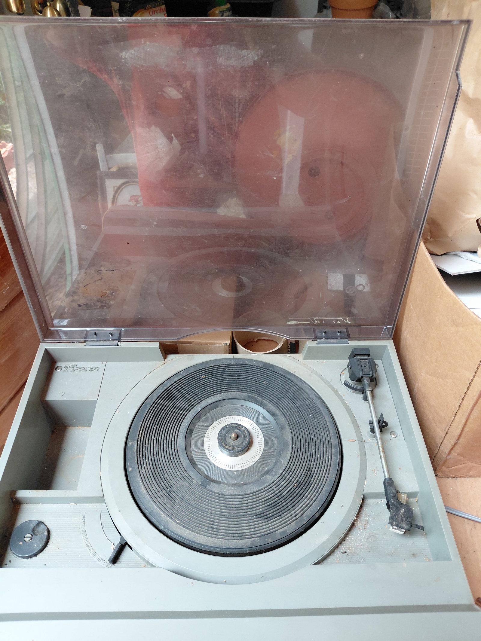 Vintage JC Penny AM/FM Stereo, Cassette Player Recorder, 8 Track Player & Turntable / Powers on and - 8