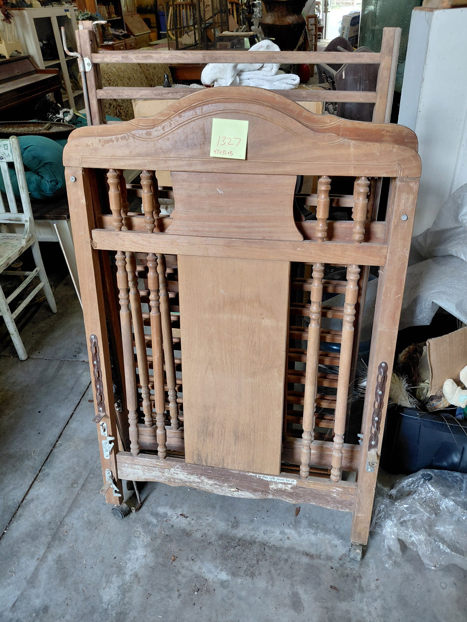 Baby Bed Frame / missing pieces / sold in as seen condition (1 of 5)