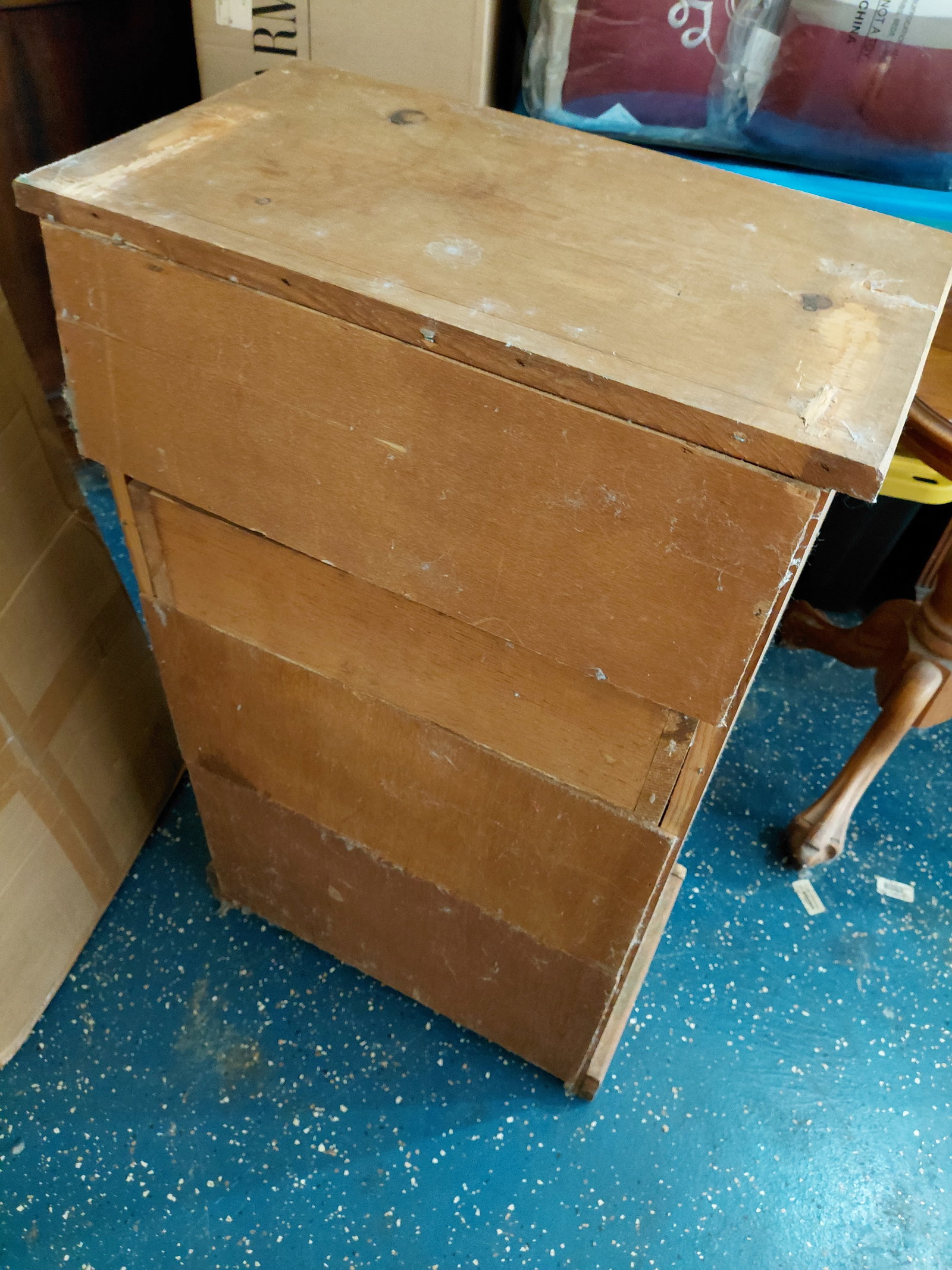 Rustic Wood Heart Kitchen Cabinet / needs back reattached as seen - 9