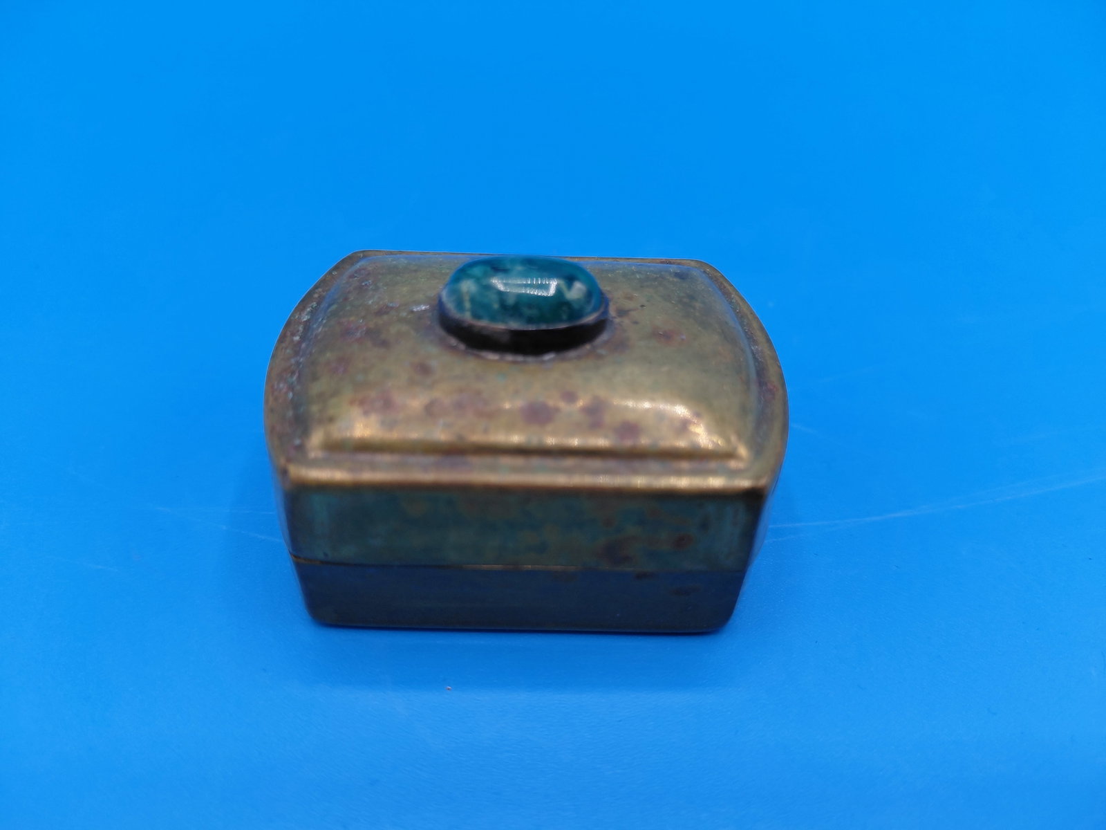 Vintage Small Snuff Box / Brass with Jade Stone (1 of 4)