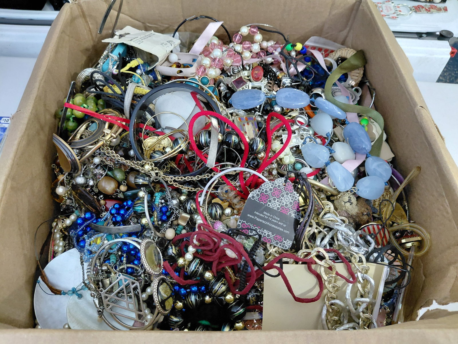 Box Lot of Costume Jewelry / Some are pieces, parts, for repair, reuse or crafting: Box Lot of Costume Jewelry / Some are pieces, parts, for repair, reuse or crafting