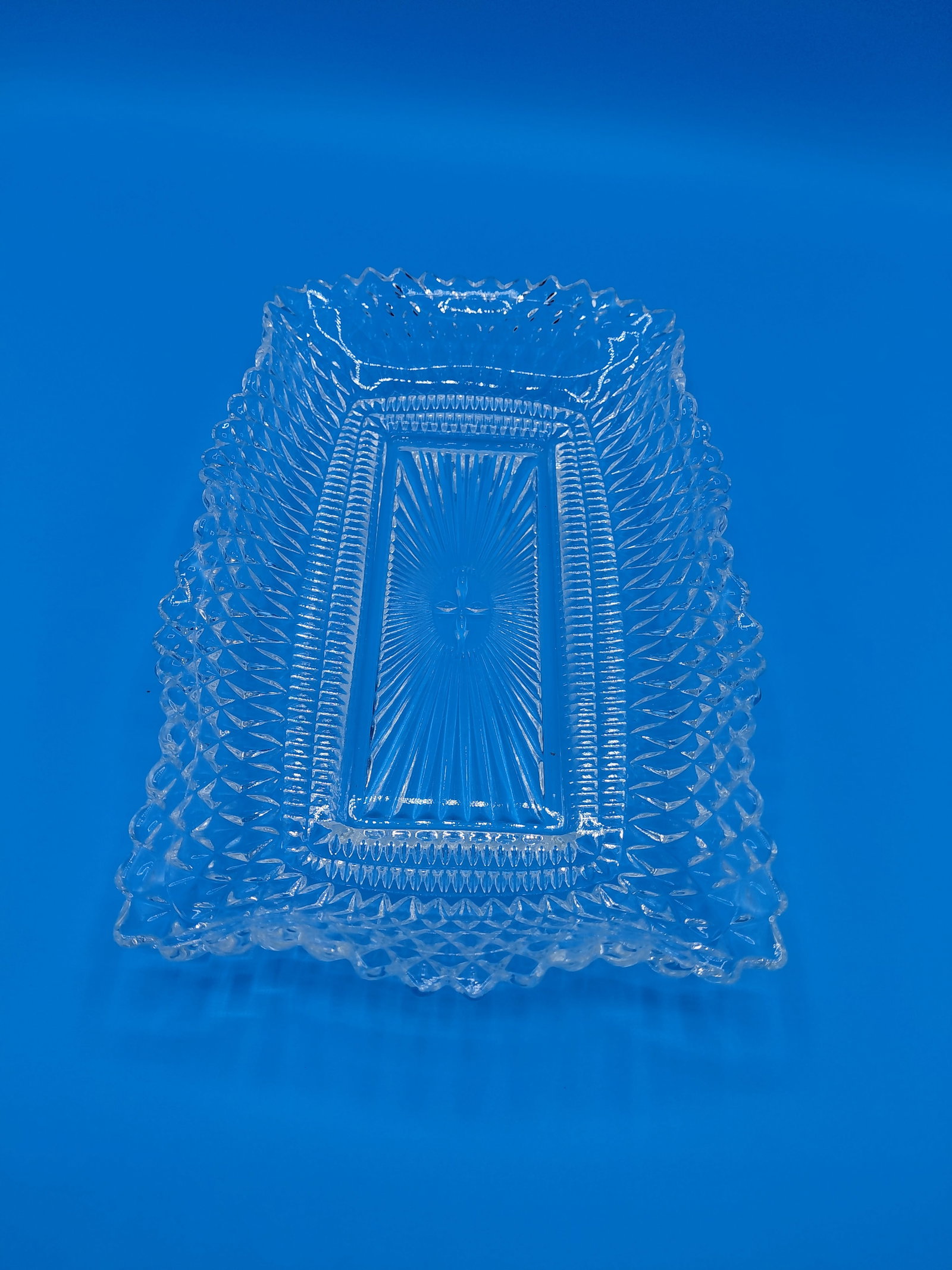 Vintage Federal Glass Ruffled Edge Serving Dish / small chip as seen in photo - 4