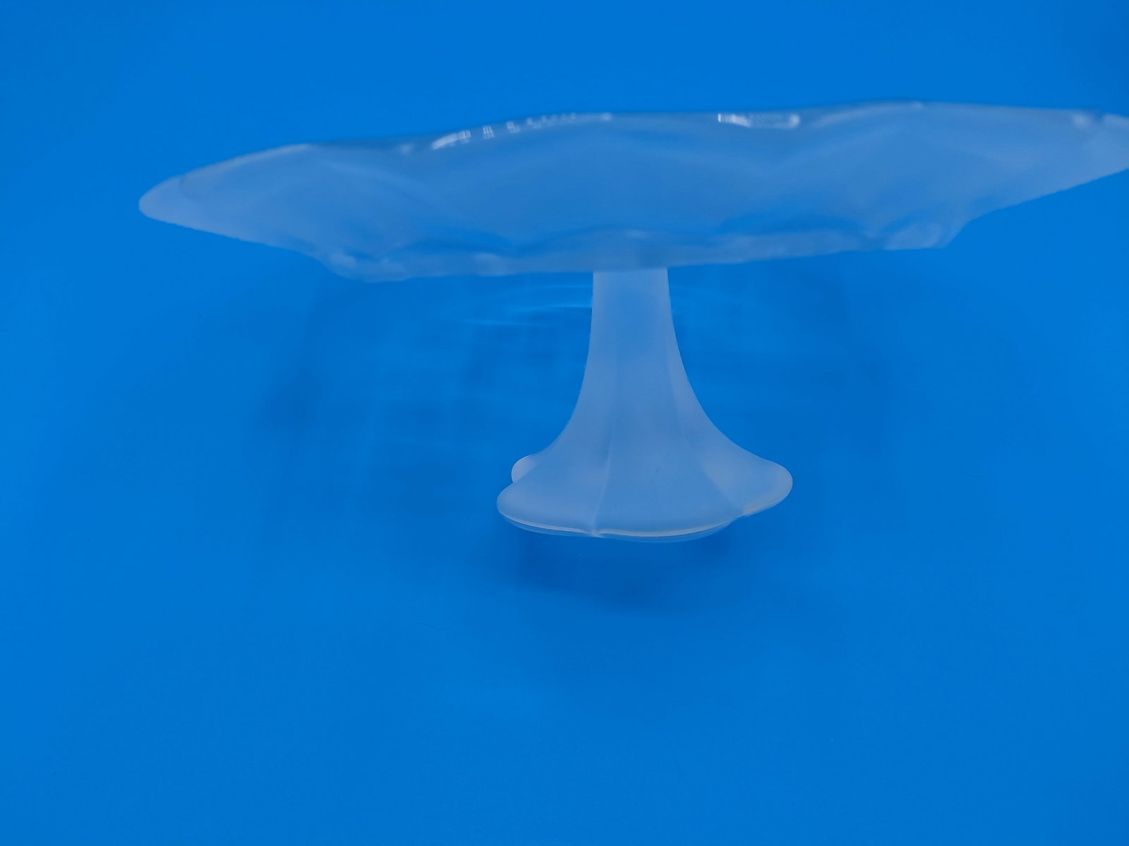 Mikasa Frosted Glass Dessert Pedestal / Christmas Theme - 4