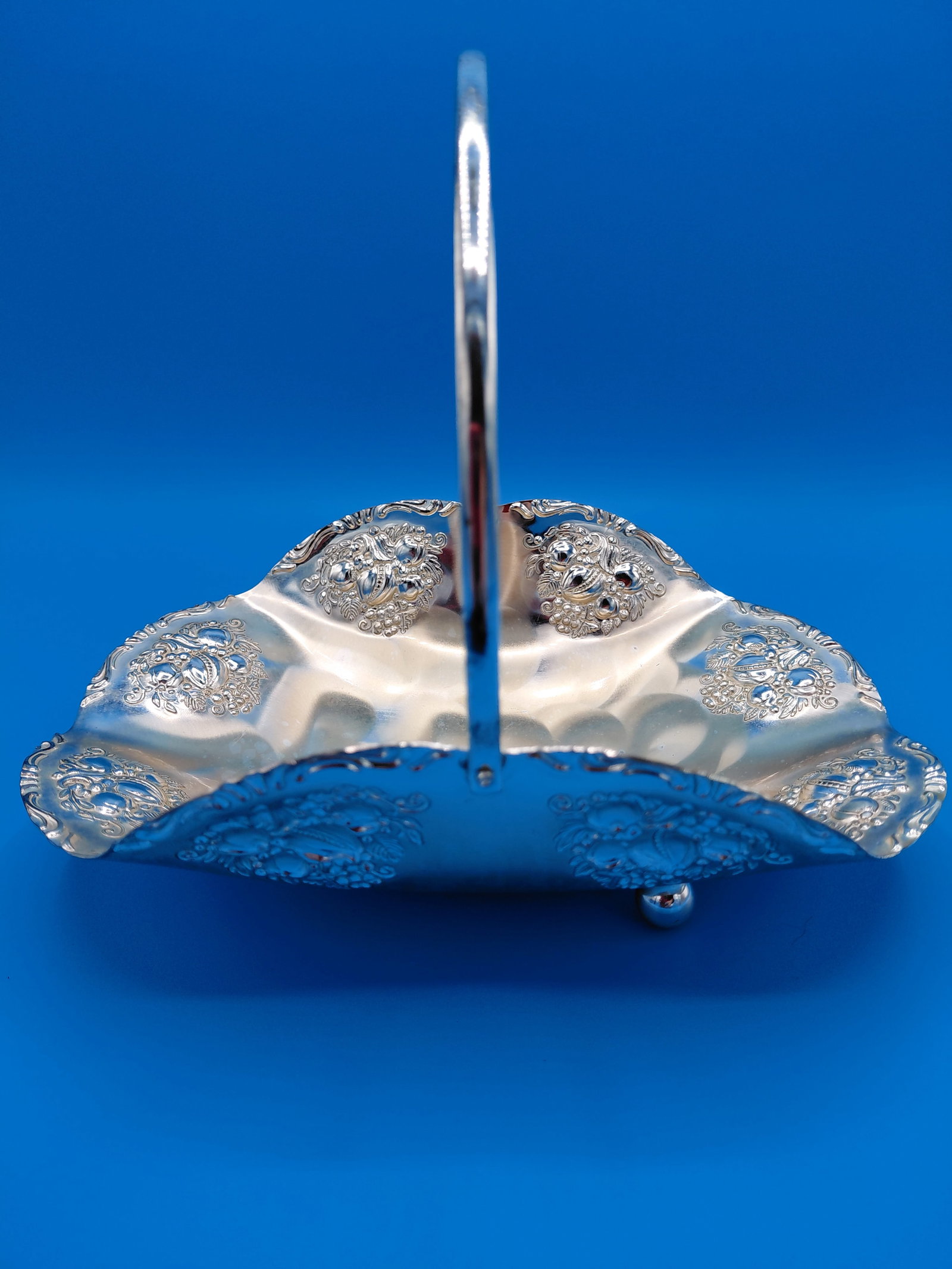 Beautiful Quist Silver Plated Serving Basket - 3