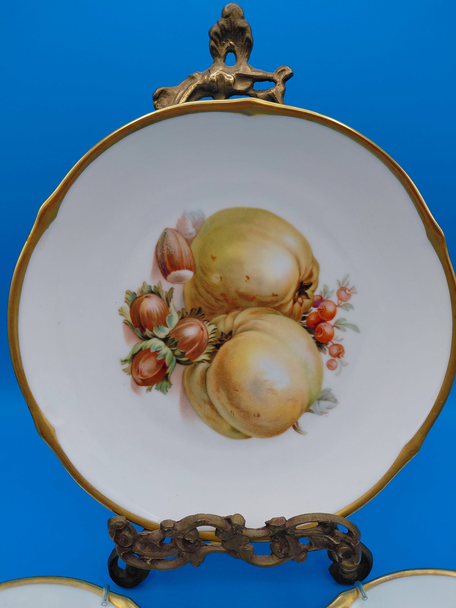 Set of 3 Bavaria Schumann Porcelain Plates / Hangers included, stand is not - 3