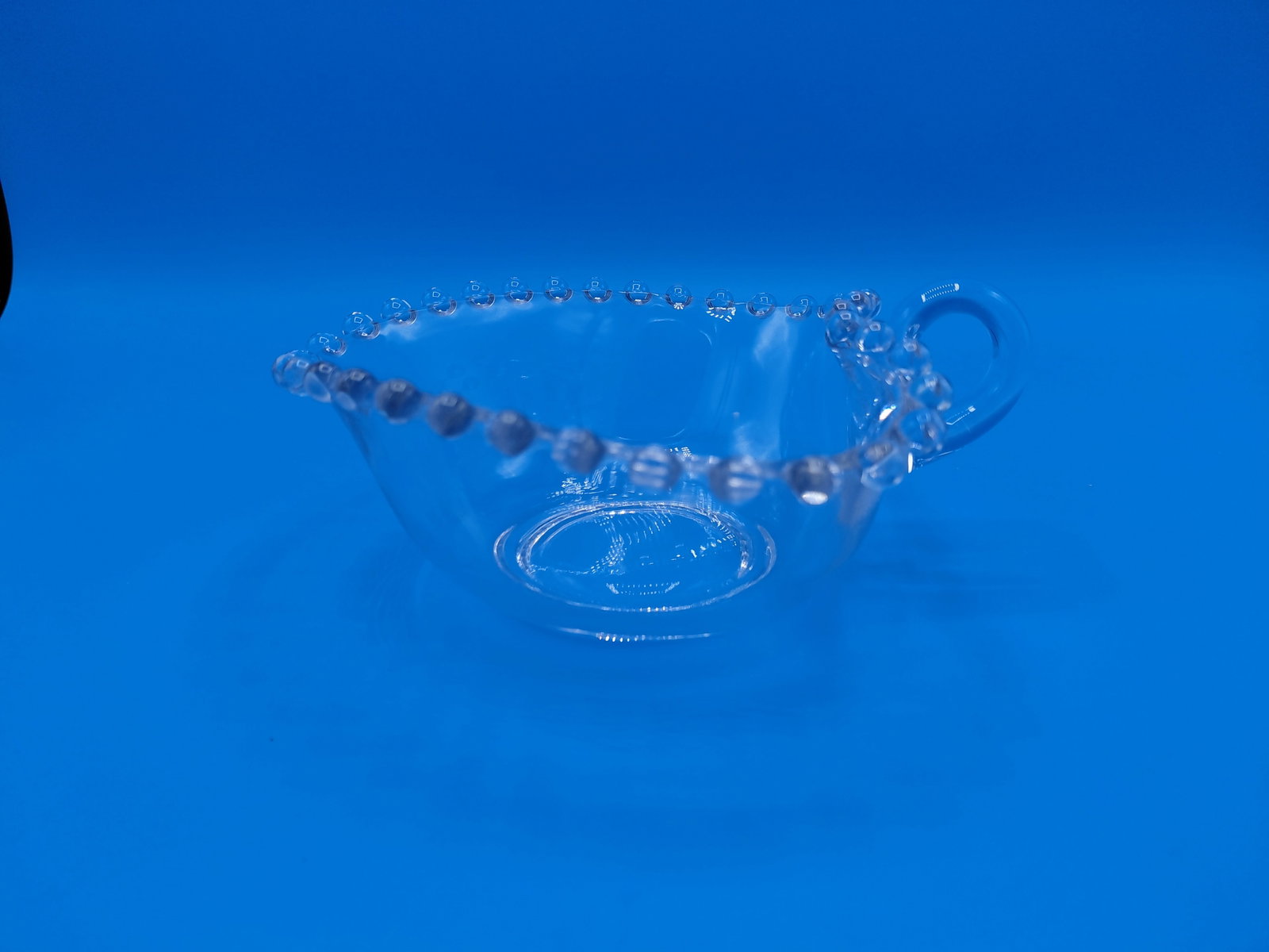 Unique Heart Shapped Candlewick Glass Handled serving bowl - 3