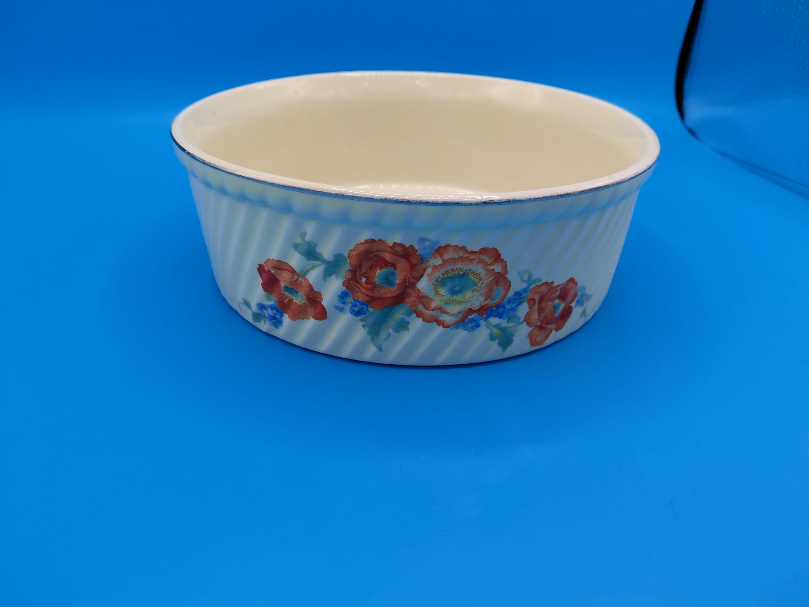 Vintage Gold Trimmed Hall Kitcheware Bowl - 3
