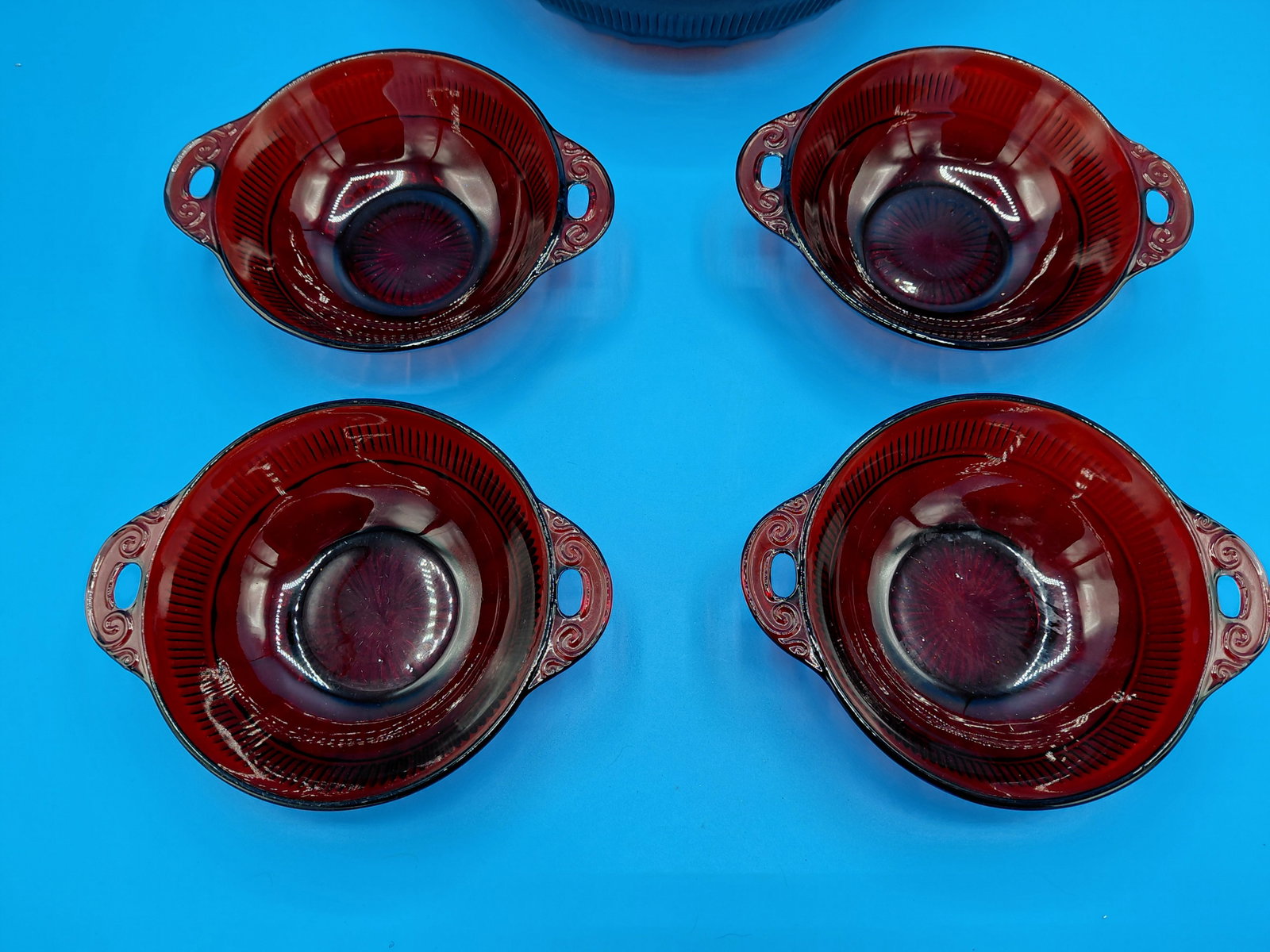 Vintage Early 1900s Berry Bowl Set / Ruby Glass no visible chips or cracks - 3