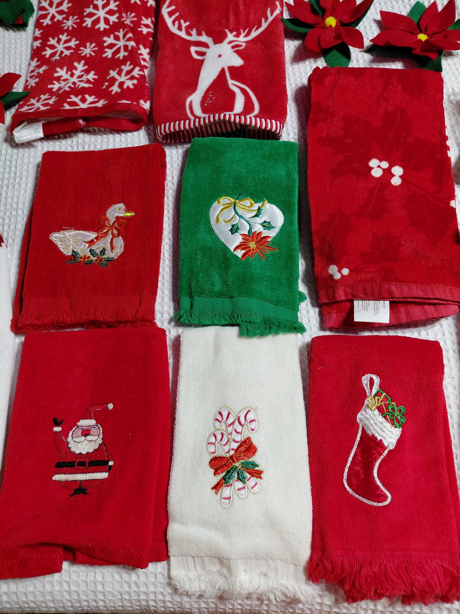 Large Christmas Lot of Table Cloth Runner Towels etc - 3