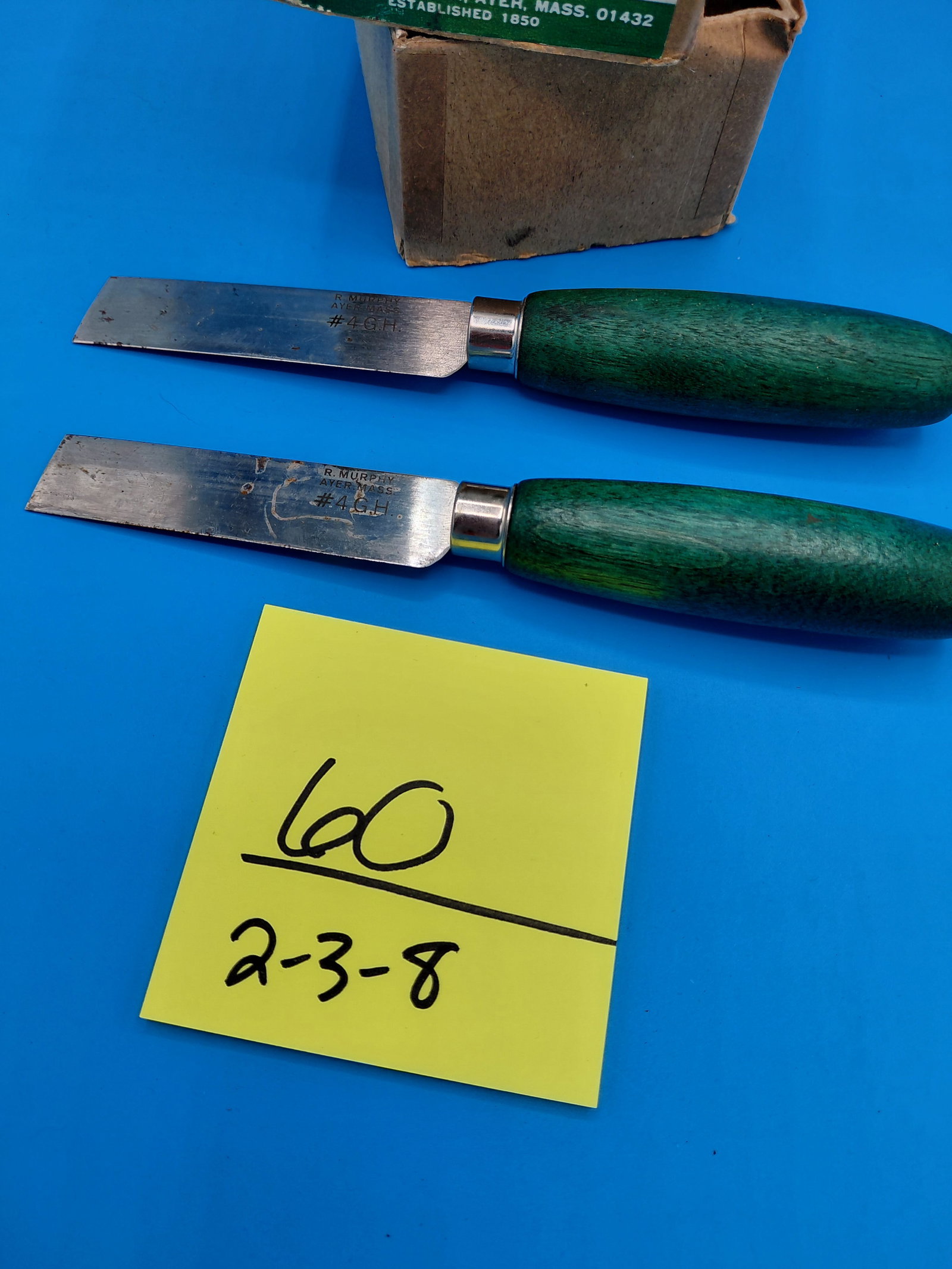 Vintage In Box Pair of Murphy Shoe Knives / wood handles / don?t appear to have ever been used - 2