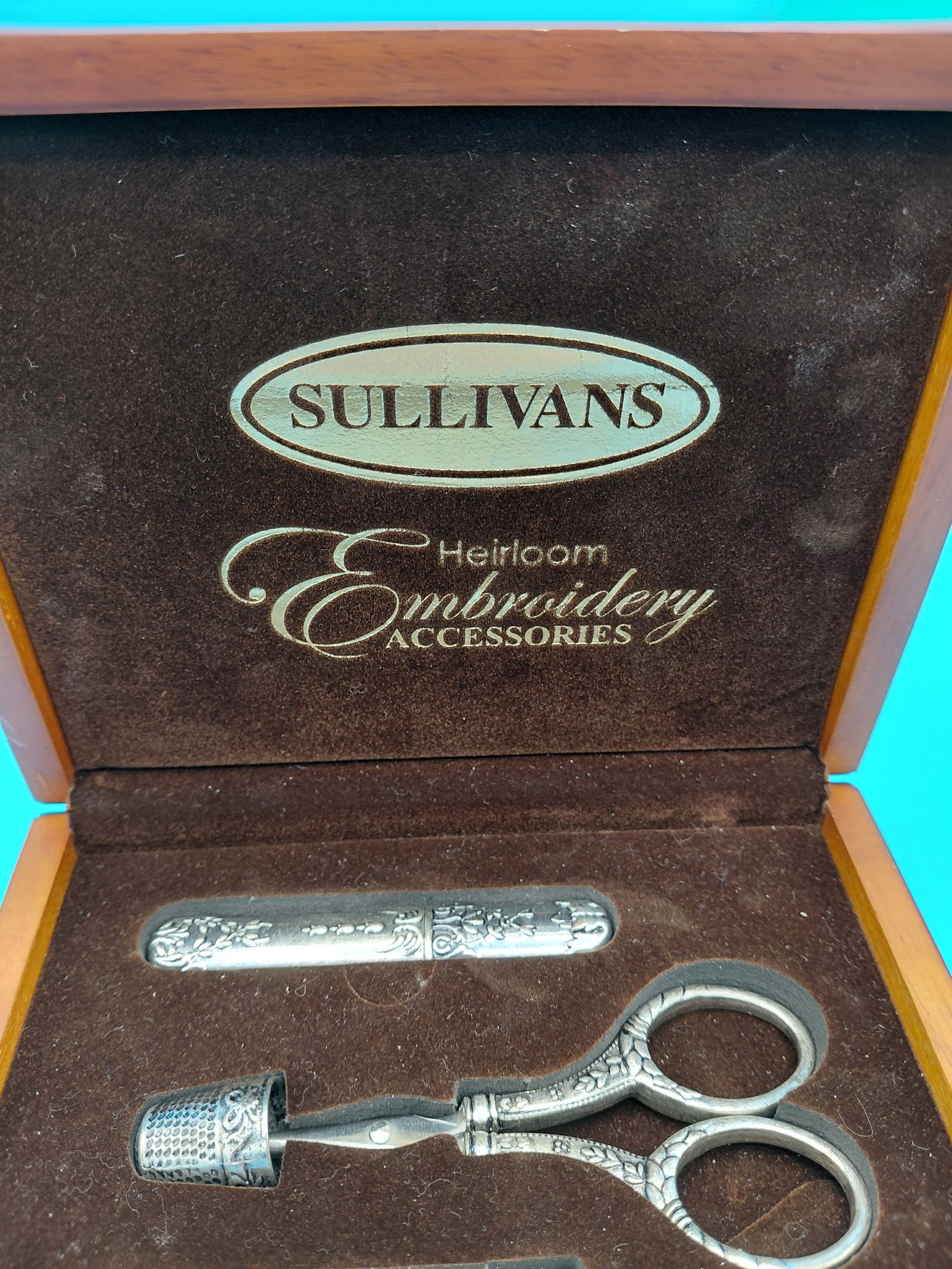 NEW in Box Heirloom Embroidery Accessories by Sullivans - 4