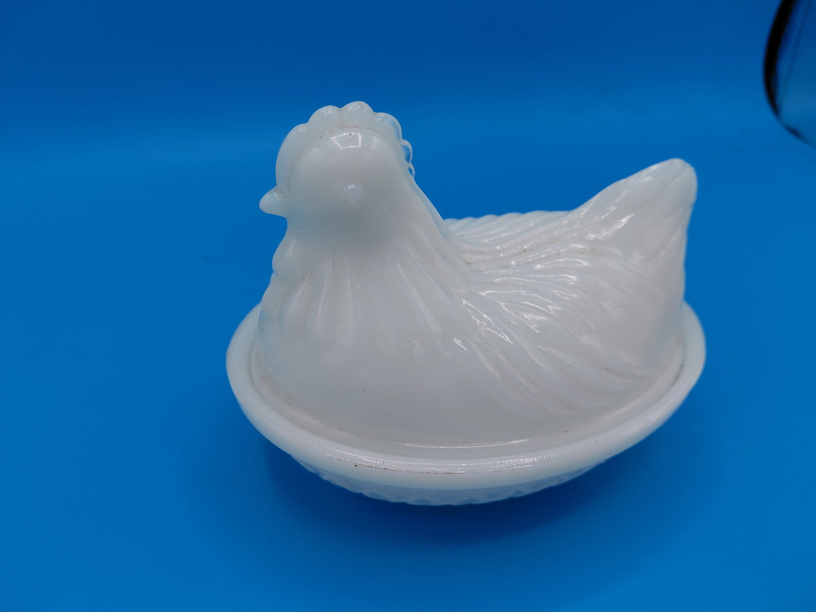 Vintage Hazel Atlas Milk Glass Hen on Nest / small chip on bowl as seen - 3