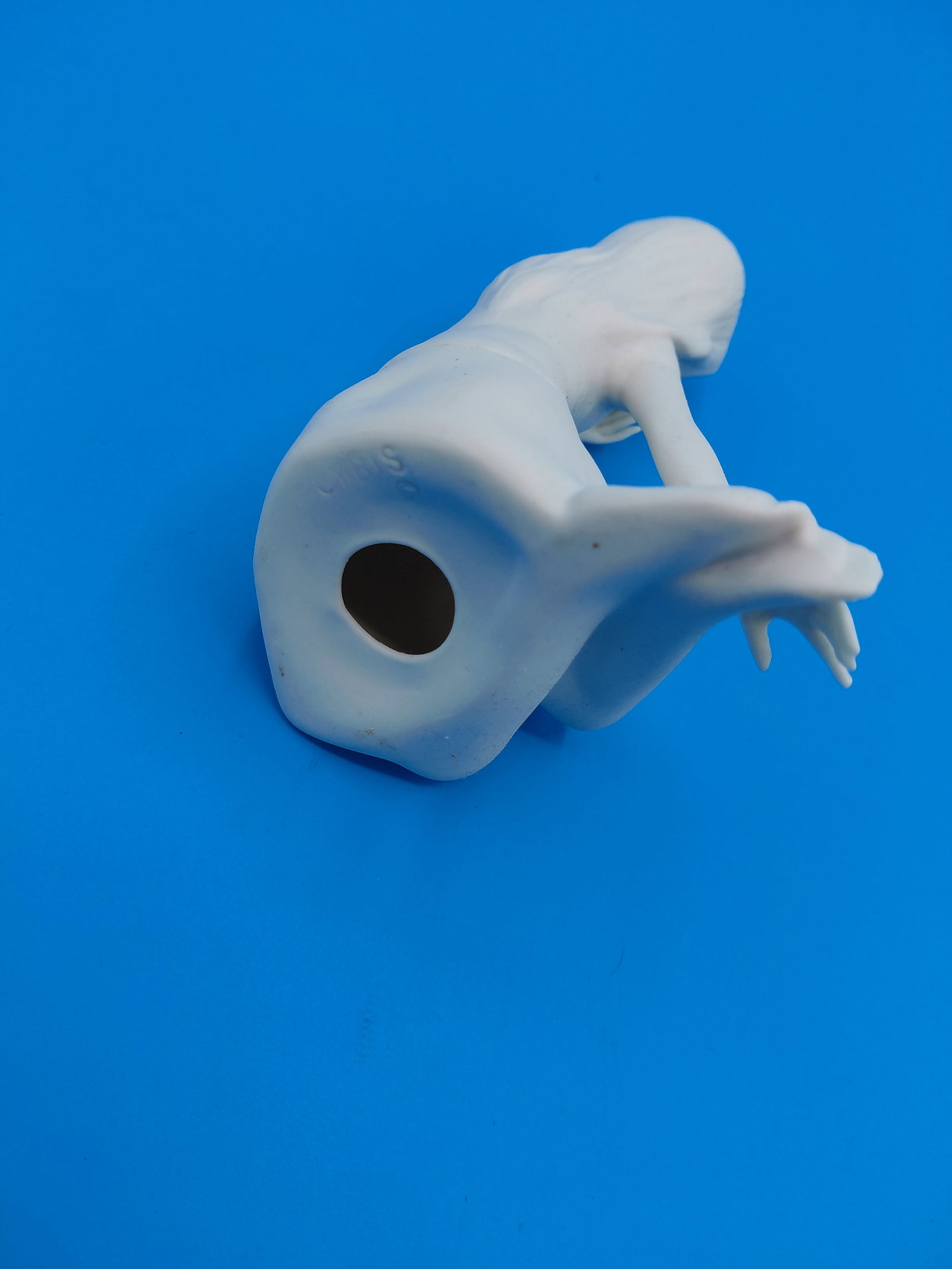 Vintage Porcelain Cybis Thumbelina Figurine / plain no color - 7