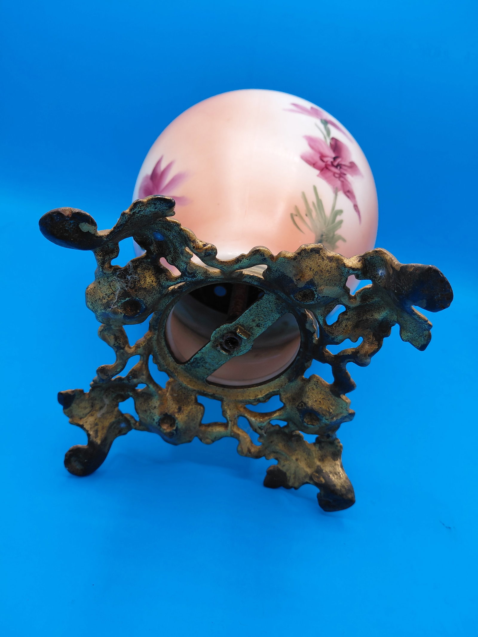 Vintage Victorian Porcelain Oil Lamp Base - 6