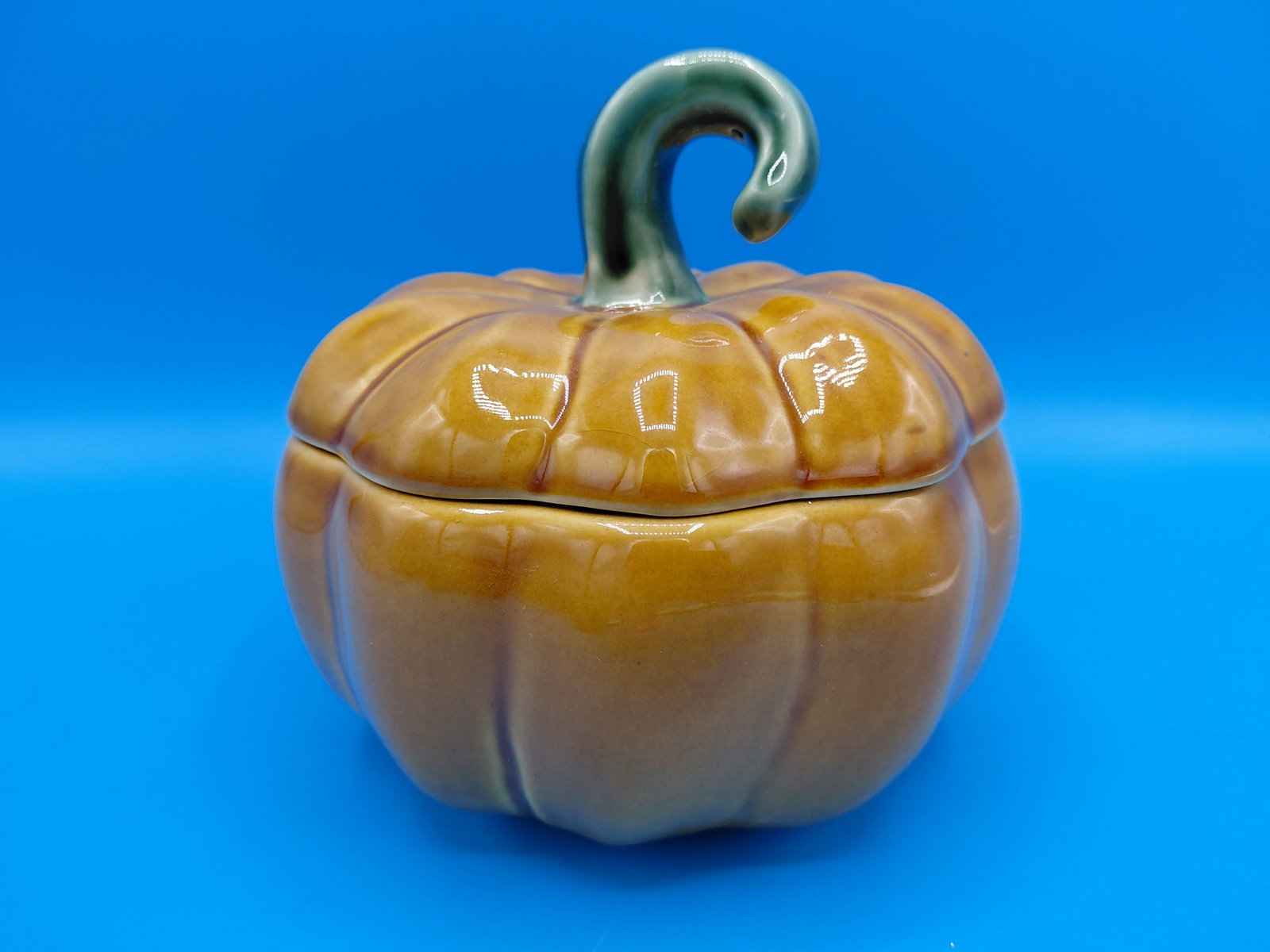 Williams-Sonoma Pumpkin Canister 5 inches: Williams-Sonoma Pumpkin Canister 5 inches