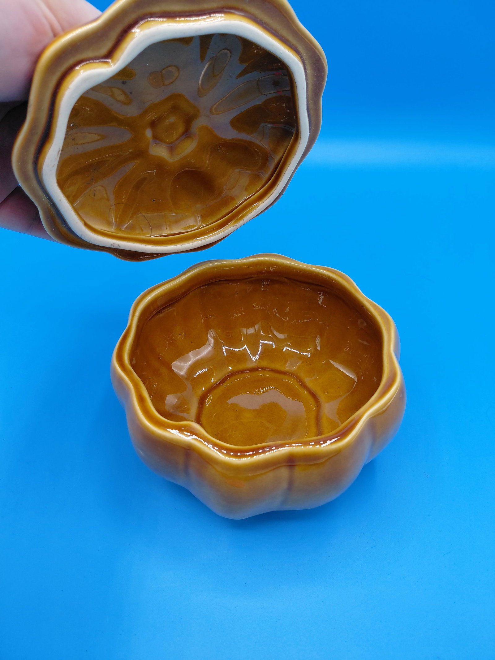 Williams-Sonoma Pumpkin Canister 5 inches - 3