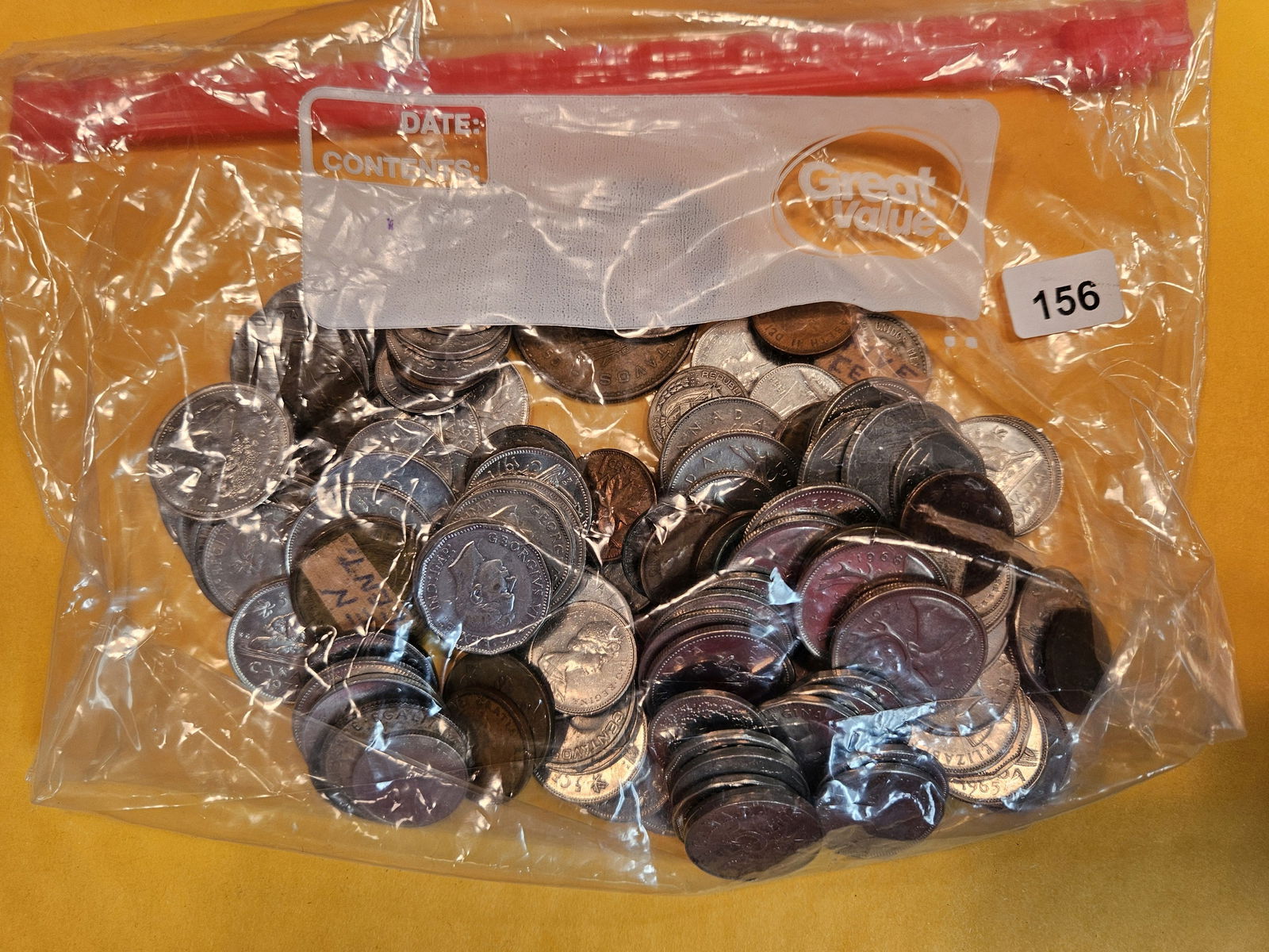 ONE POUND of mixed world coins (1 of 2)