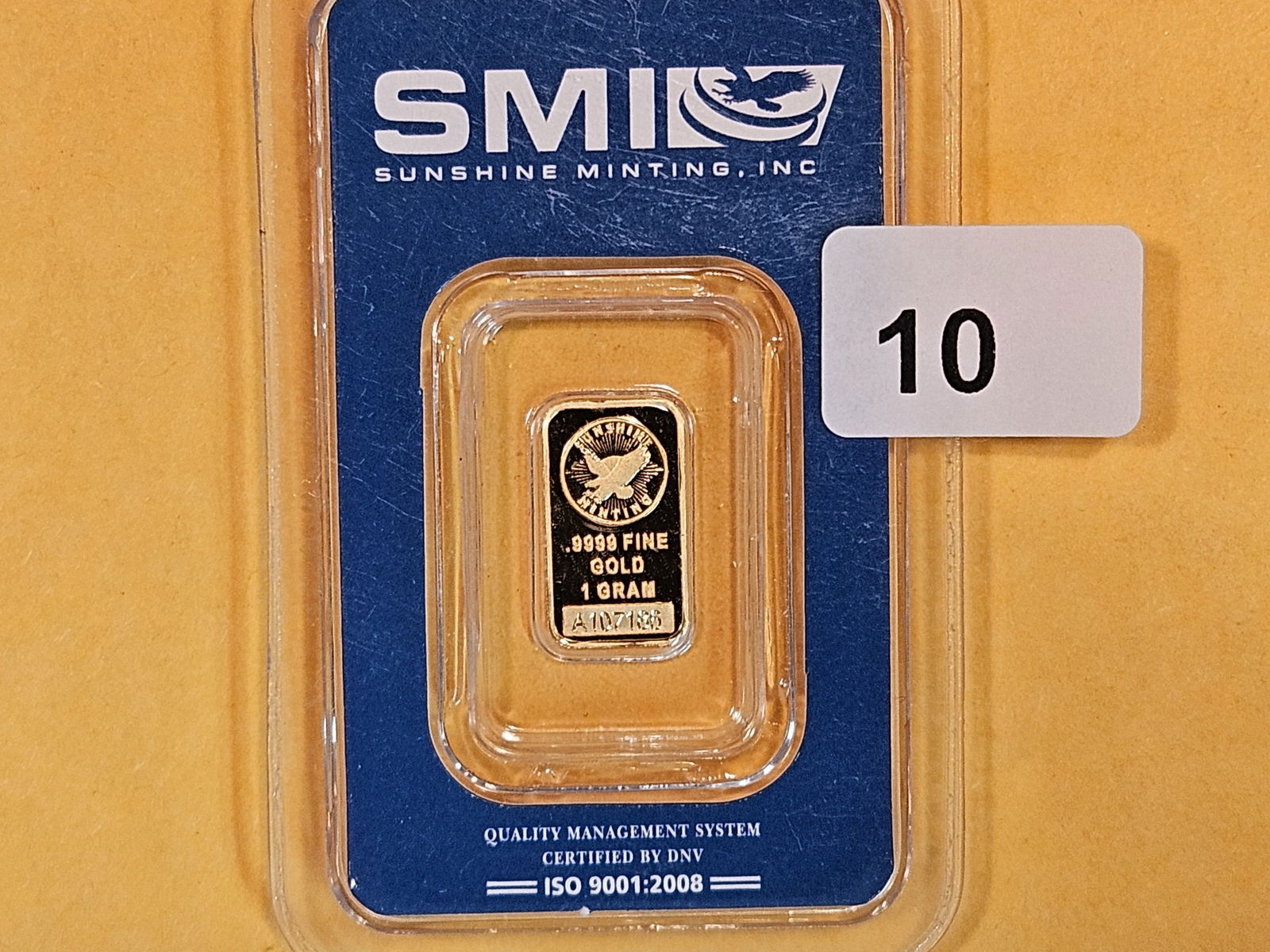 GOLD! Sunshine Minting One Gram .9999 fine gold bar (1 of 2)