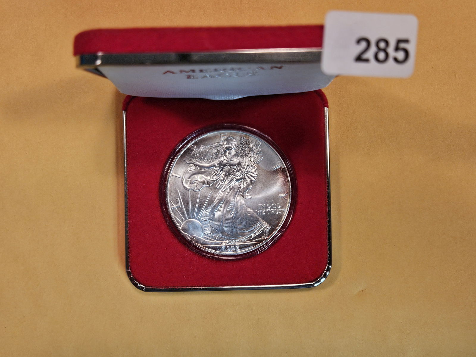 Gem Brilliant Uncirculated 1996 American Silver Eagle Auction