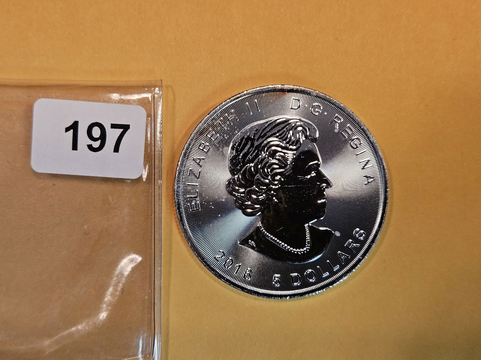 GEM Brilliant Uncirculated 2016 Canada silver 5 dollars (1 of 2)