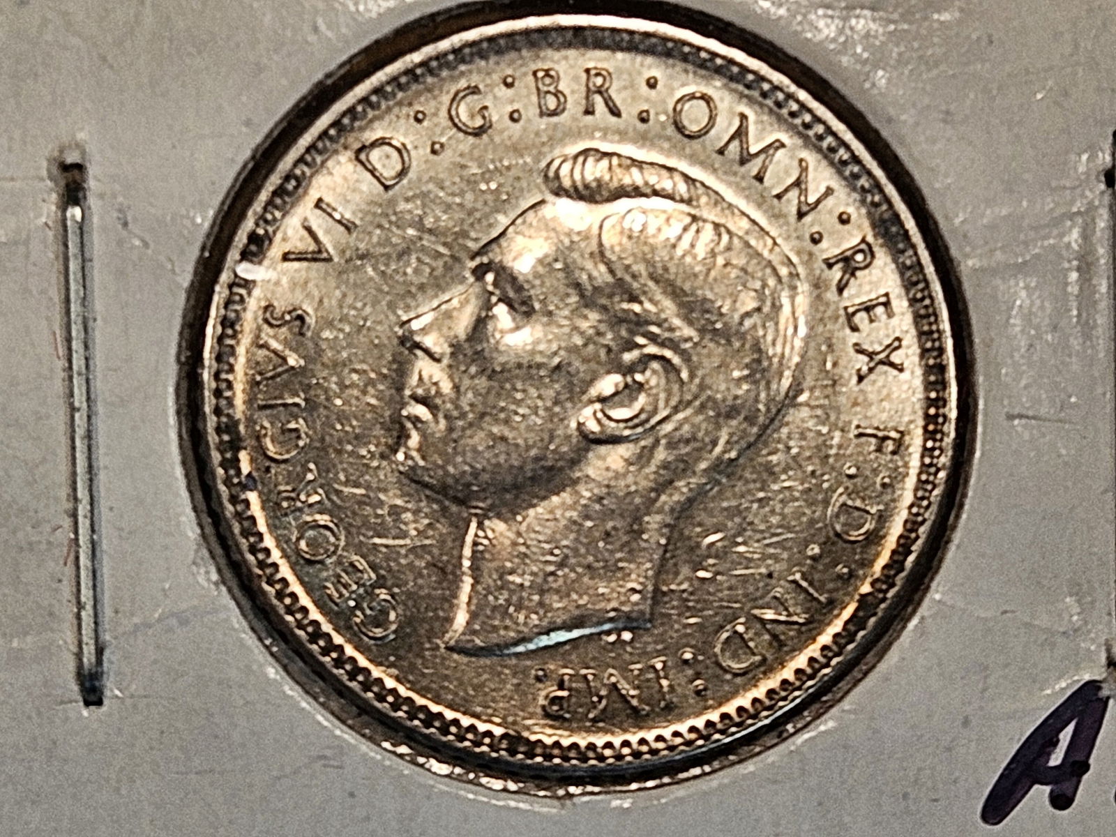 * Key Date 1939 Australia silver 6 pence in Brilliant About Uncirculated plus (1 of 4)