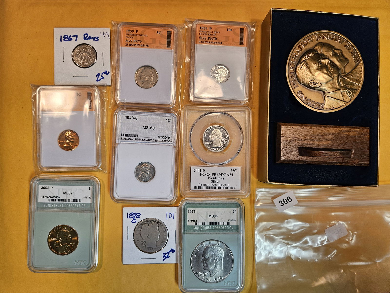 Nice, coin & Medal mix (1 of 7)