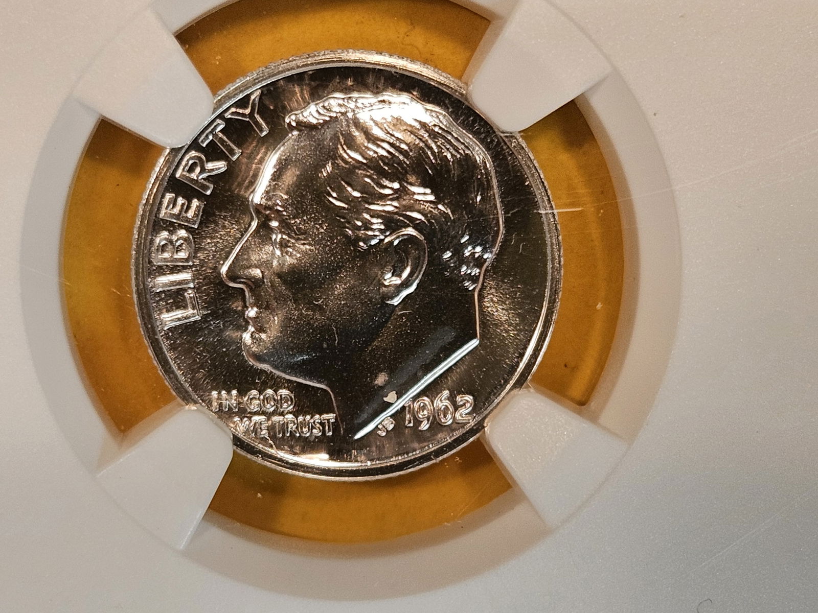 SUPERB GEM! NGC 1962 Roosevelt Dime in Proof 68 (1 of 4)