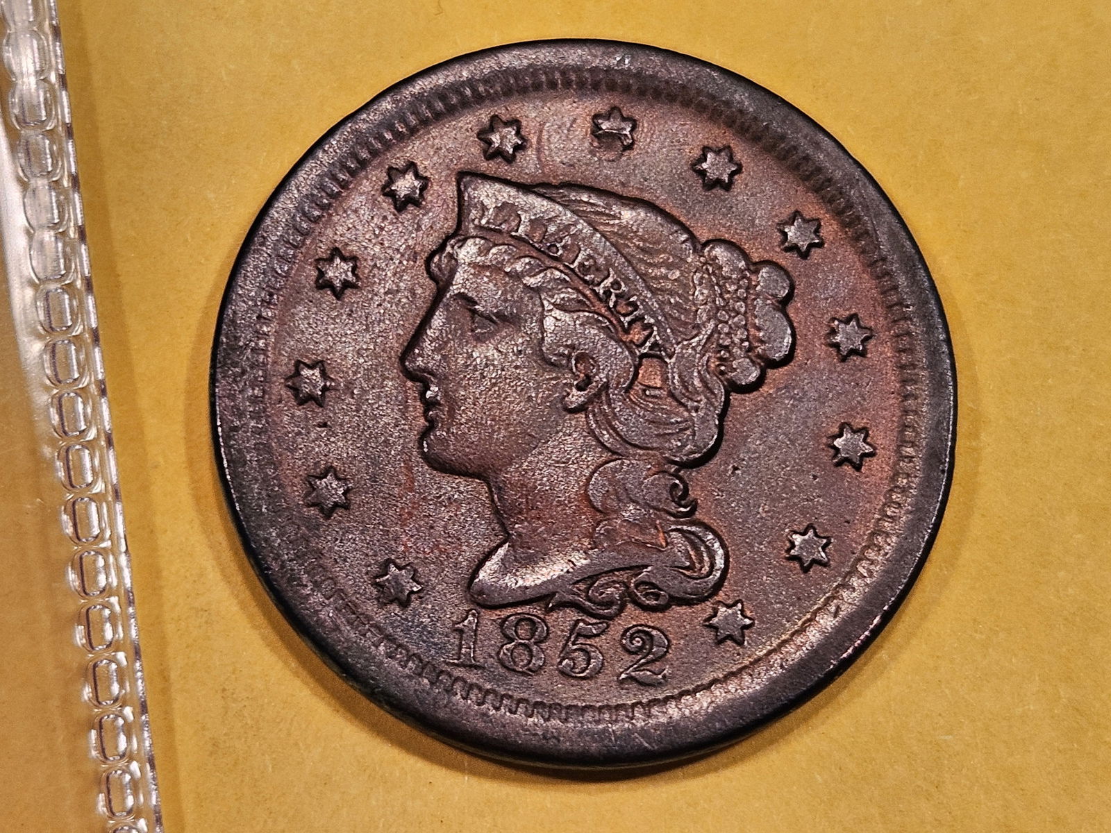 1852 Braided Hair Large Cent in Extra Fine plus - details (1 of 5)