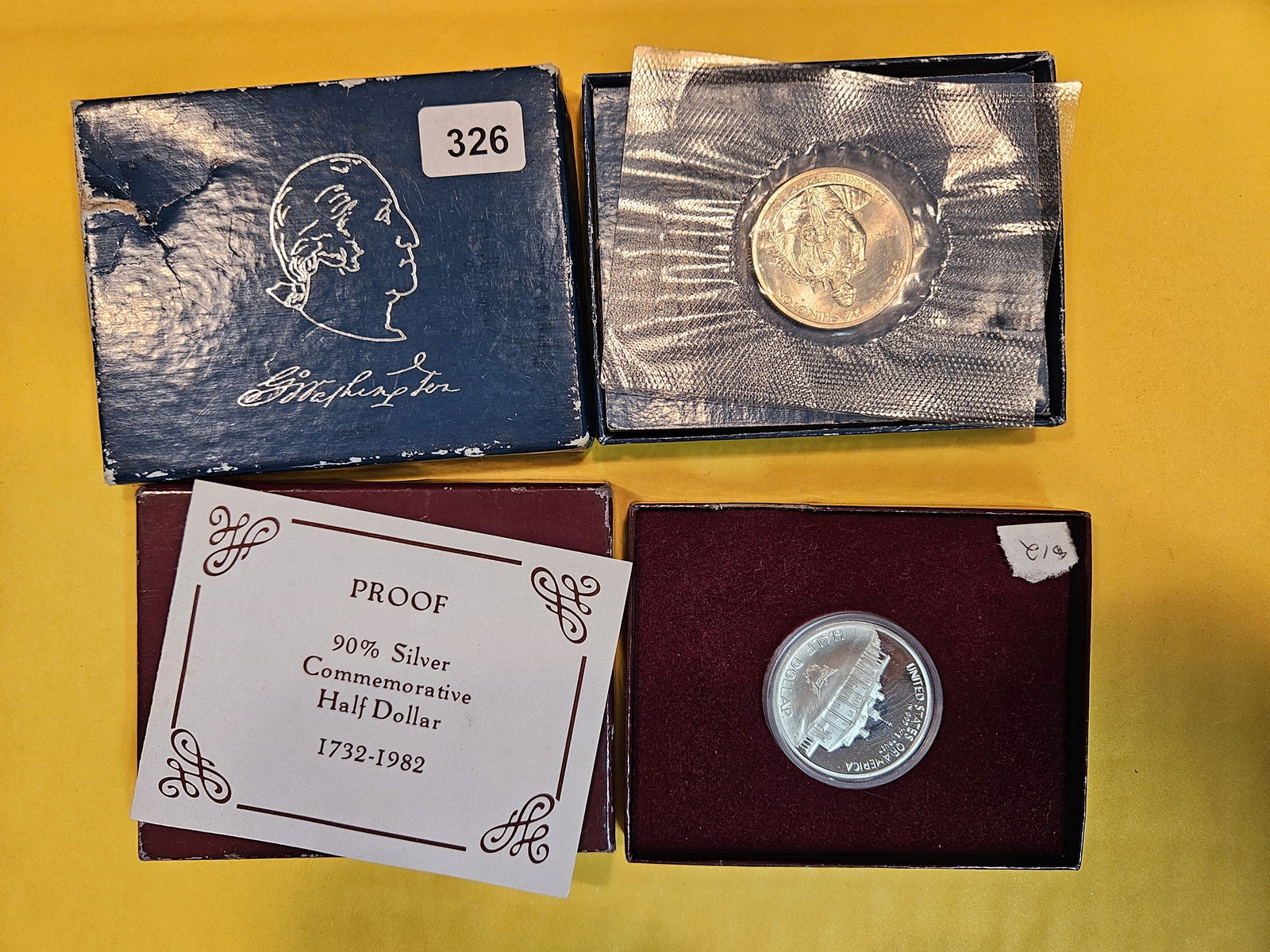 Two GEM 1982 Silver Washington Commemorative Half Dollars (1 of 1)