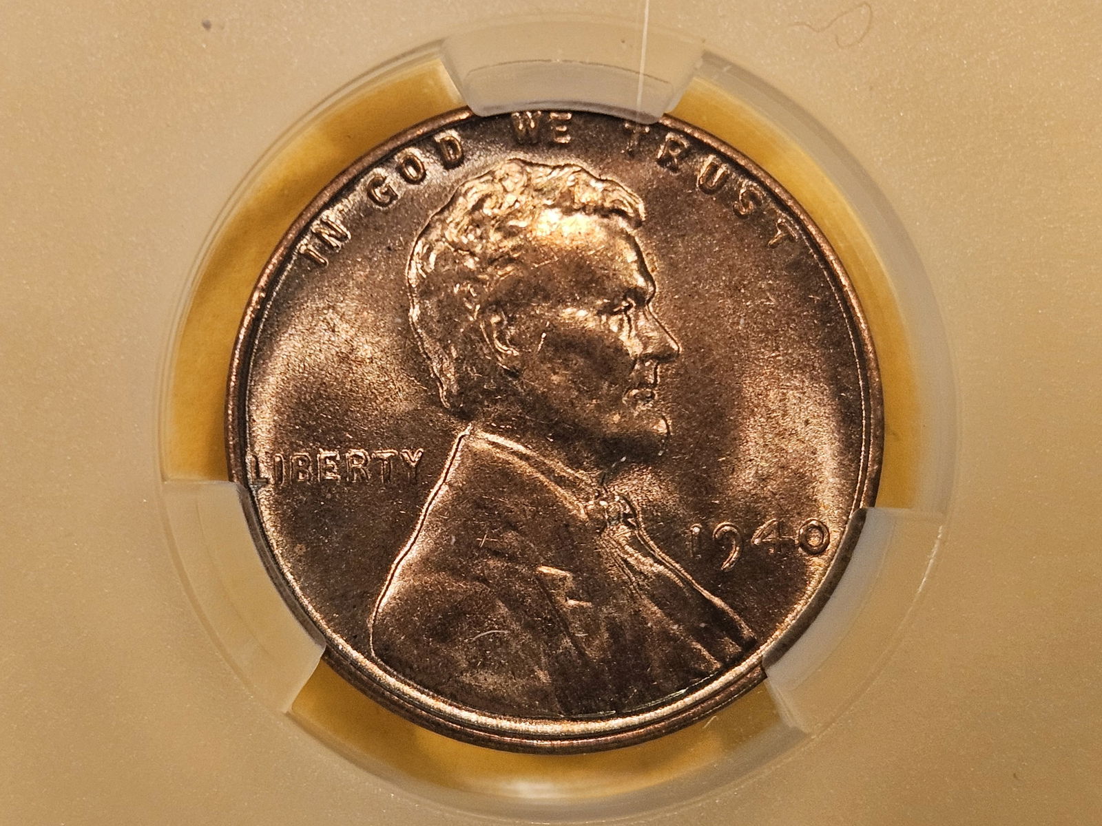 GEM! CACG 1940 Wheat Cent in Mint State 65 RED (1 of 3)