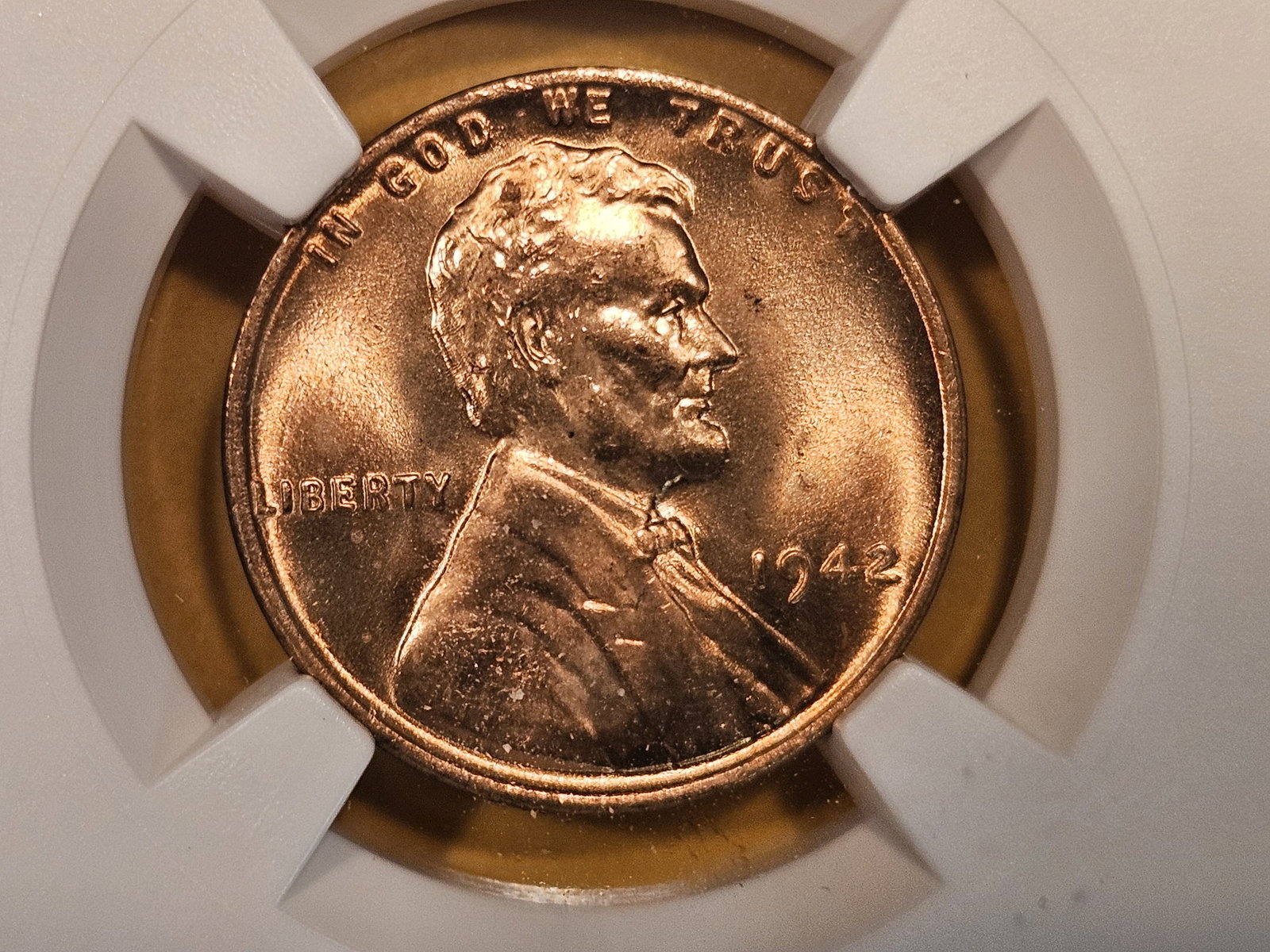 GEM! NGC 1942 Wheat cent in Mint State 66 RED (1 of 3)