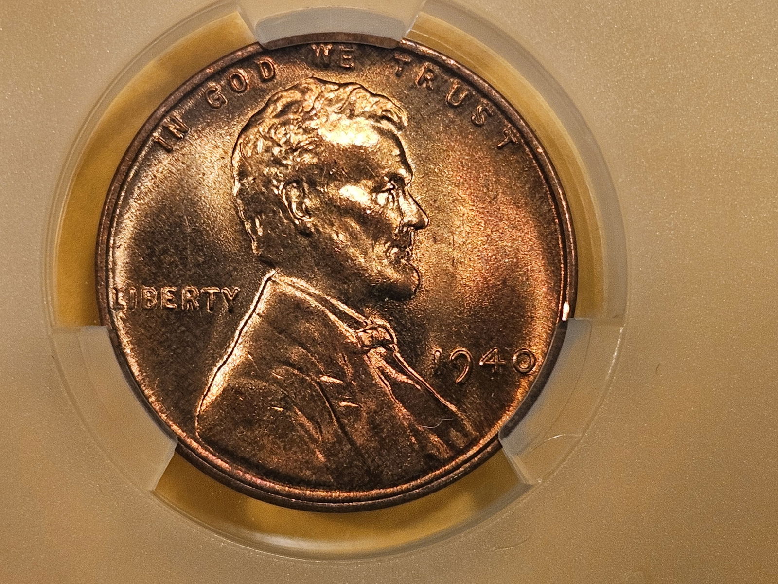 GEM! CACG 1940 Wheat cent in Mint State 65 RED (1 of 3)