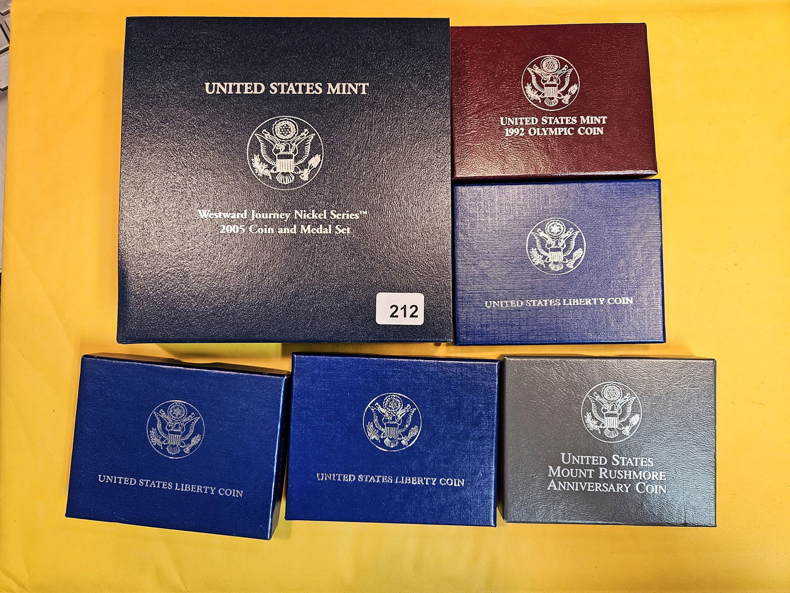 Six mixed  US Commemorative Coin sets (1 of 1)