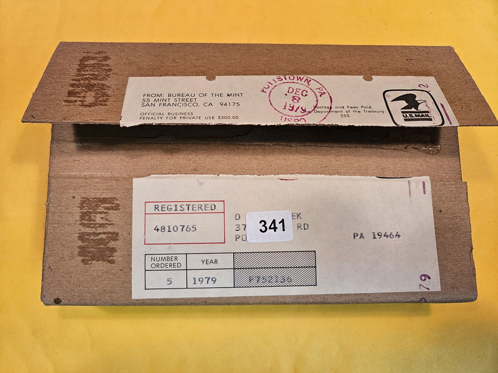 Five 1979 US Mint Sets (1 of 2)