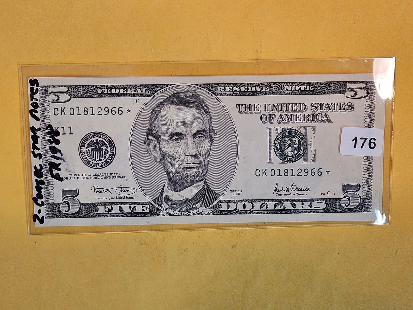 Two Choice Crisp Uncirculated Five Dollar CONSECUTIVE STAR replacement notes (1 of 2)