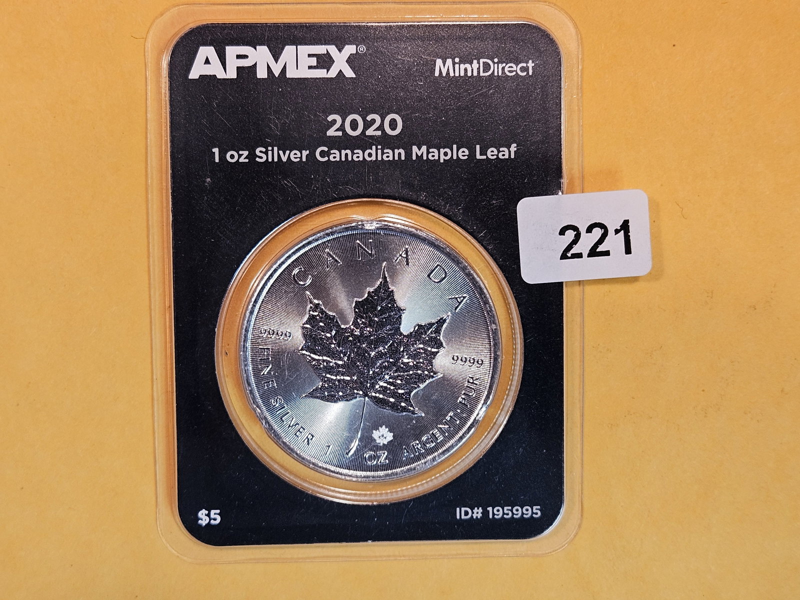 GEM Uncirculated 2020 Canada Silver Maple Leaf (1 of 2)
