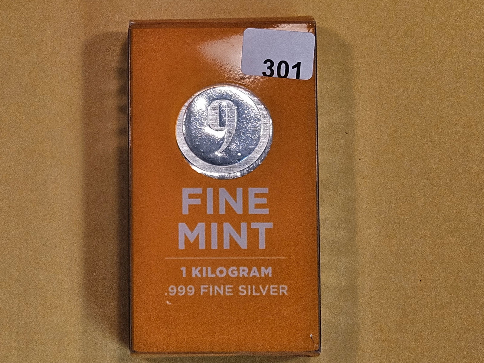 ONE KILOGRAM 9-Fine Mint .999 fine Silver Bar (1 of 3)